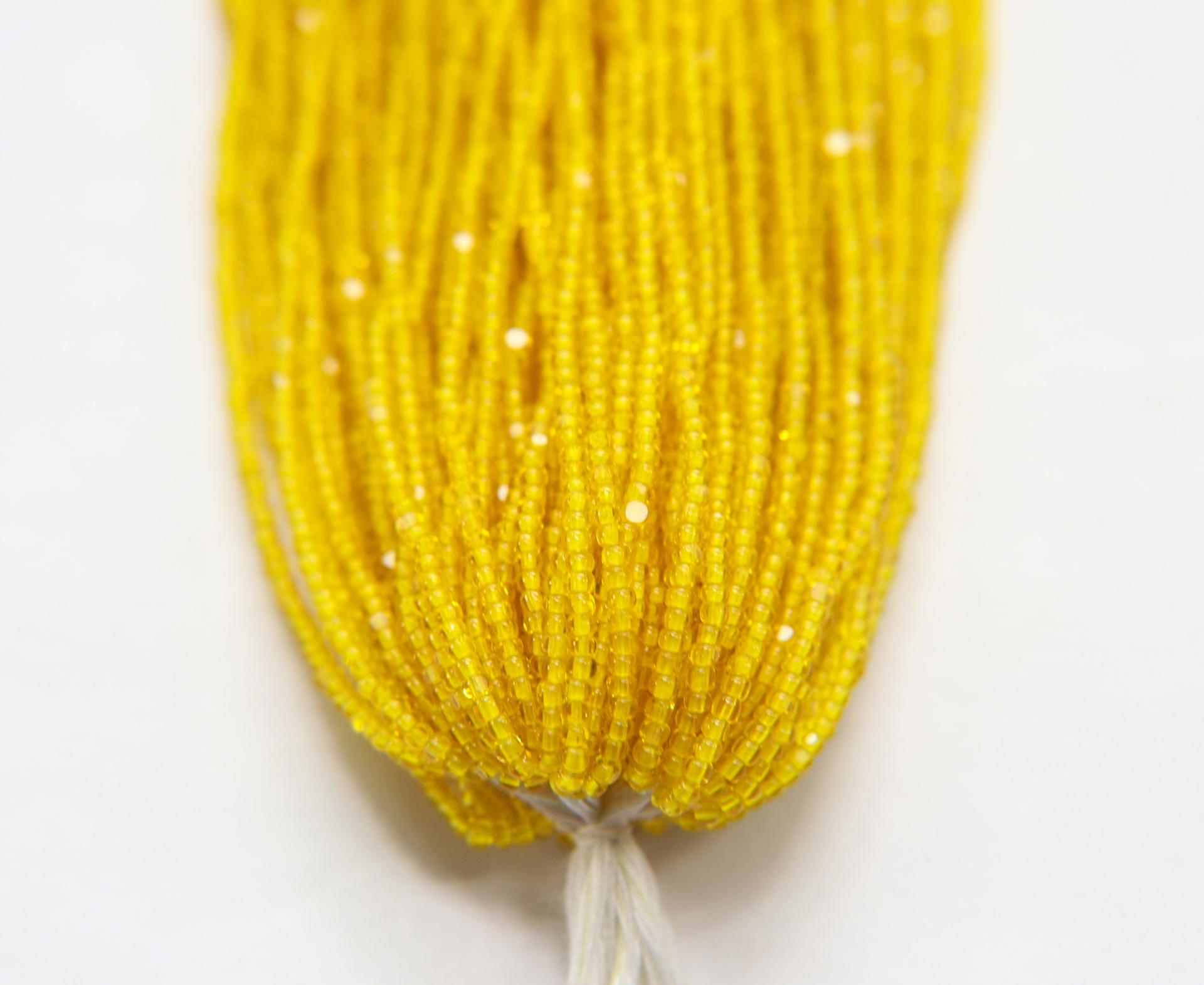 11/0 Hanks Charlotte Cut Beads 80010 Yellow Transparent 1/5/25/50/100 Hanks 2.0mm glass beads, jewelry supply, findings, craft supply