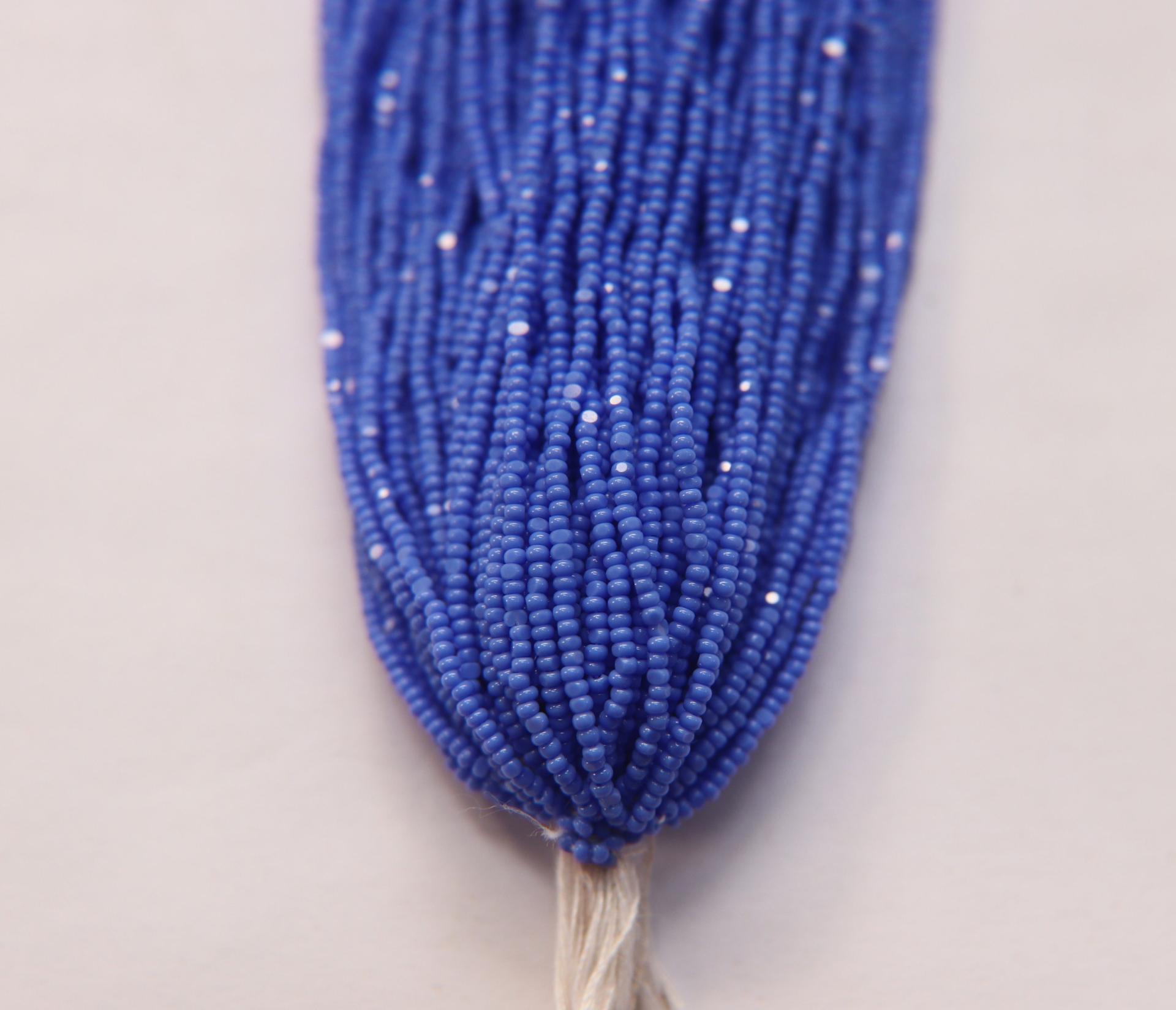 13/0 Hanks Charlotte Cut Beads 33040 Opaque Light Blue 1/5/25/50/100 Hanks 1.6mm glass beads, jewelry supply, findings, craft supply