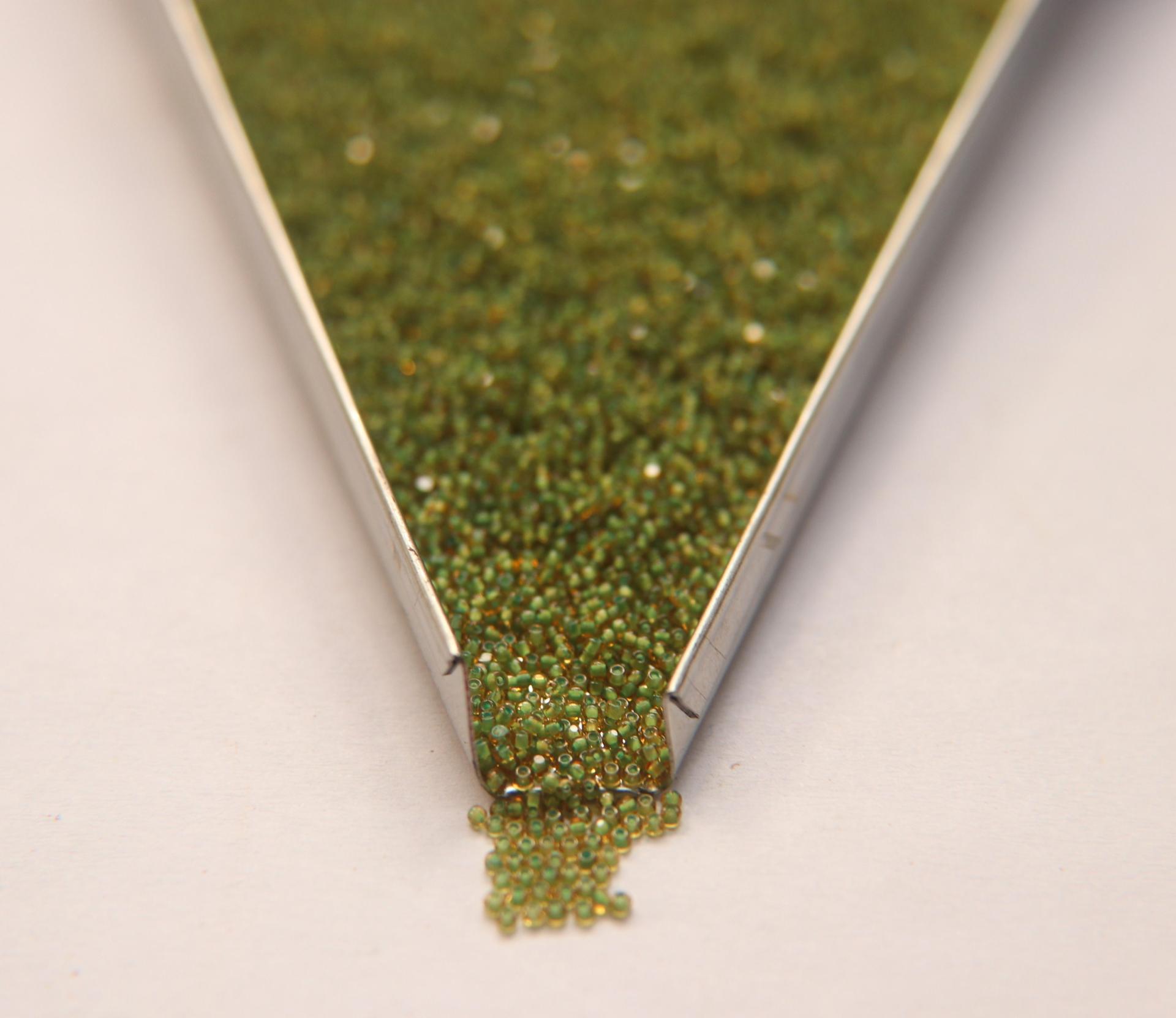 13/0 True cuts Charlotte Cut Beads Honey Mint Lined 5/10/20/50/250/500 GRAMS jewellery rare heart beads, jewelry supply, native supply