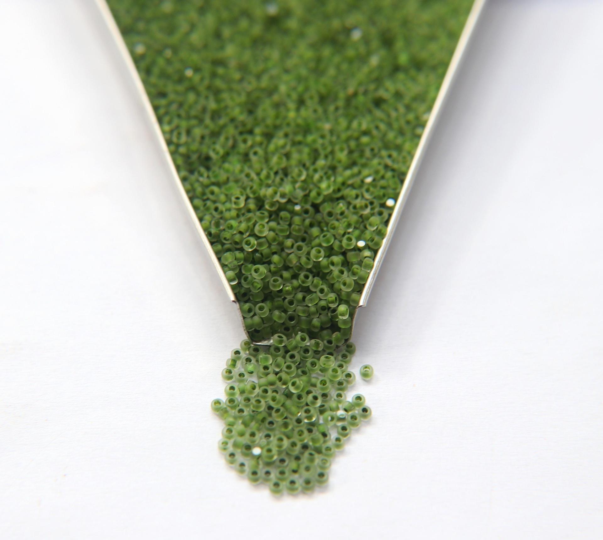11/0 Charlotte Cut Beads Crystal Matt Olivine Lined 10/20/50/250/500 Grams embroidery materials, jewelry making, vintage beads, rare finding