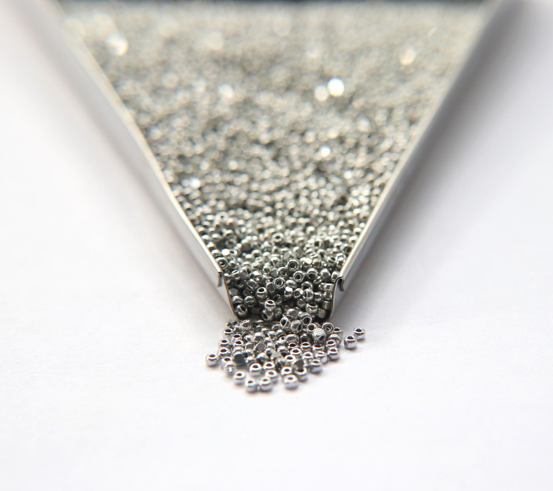 8/0 Charlotte Cut Beads Metallic Aluminium Silver 10/20/50/250/500 Grams glass beads, jewelry supply, vintage findings, craft supply, rare
