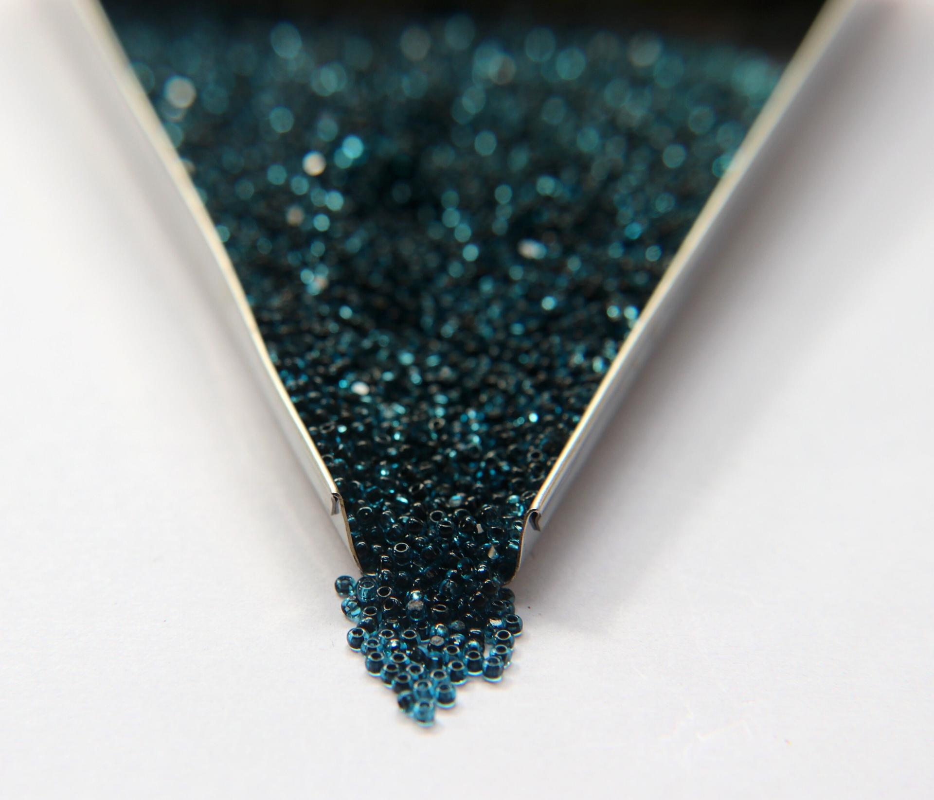 11/0 True cuts Charlotte Beads Aqua Jet Lined 10/20/50/250/500 Grams PREMIUM SEED BEADS, Native Supply