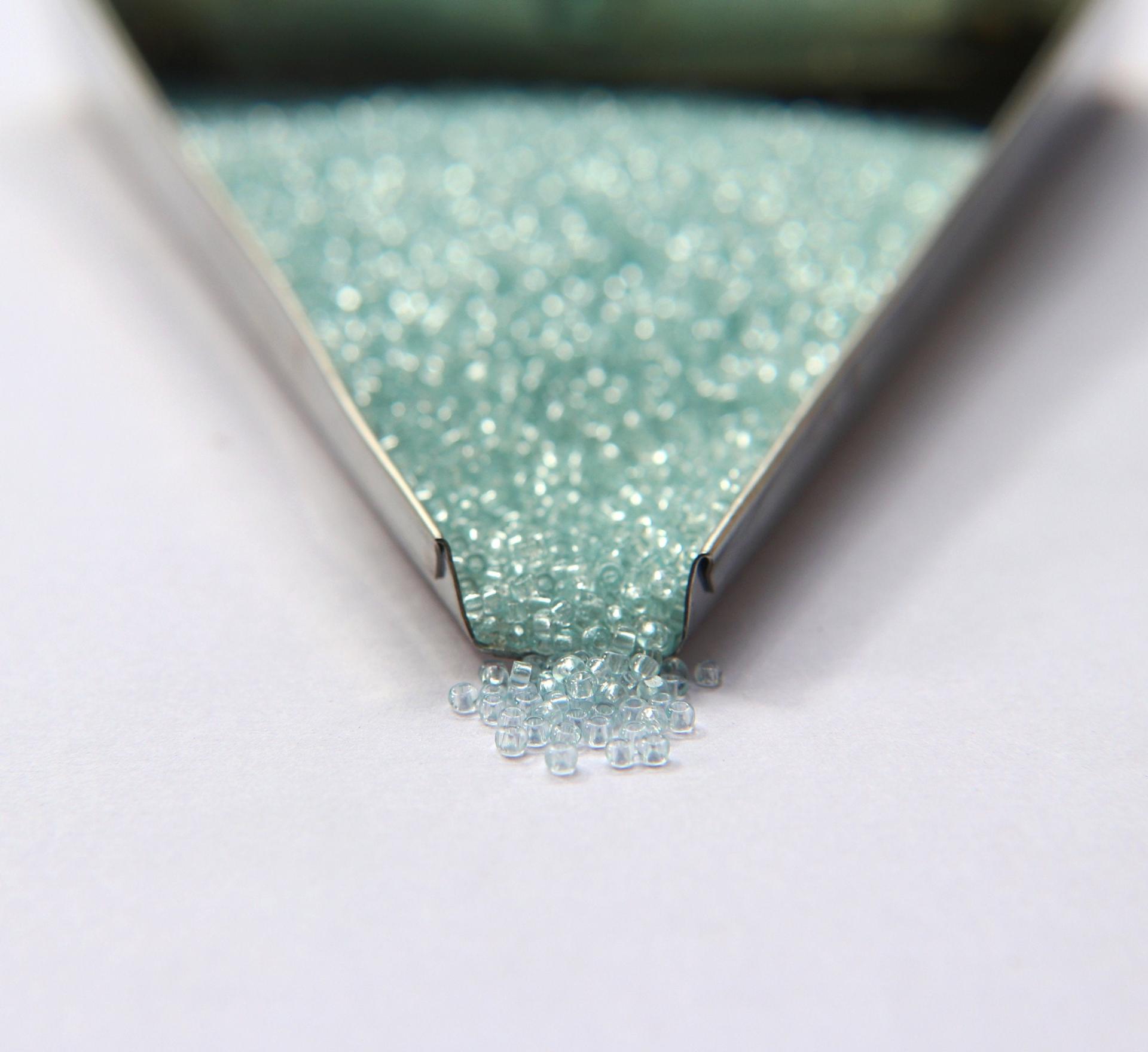 11/0 Charlotte Cut Beads Light Azore Transparent (Dyed) 10/20/50/250/500 Premium Seed beads, jewelry making