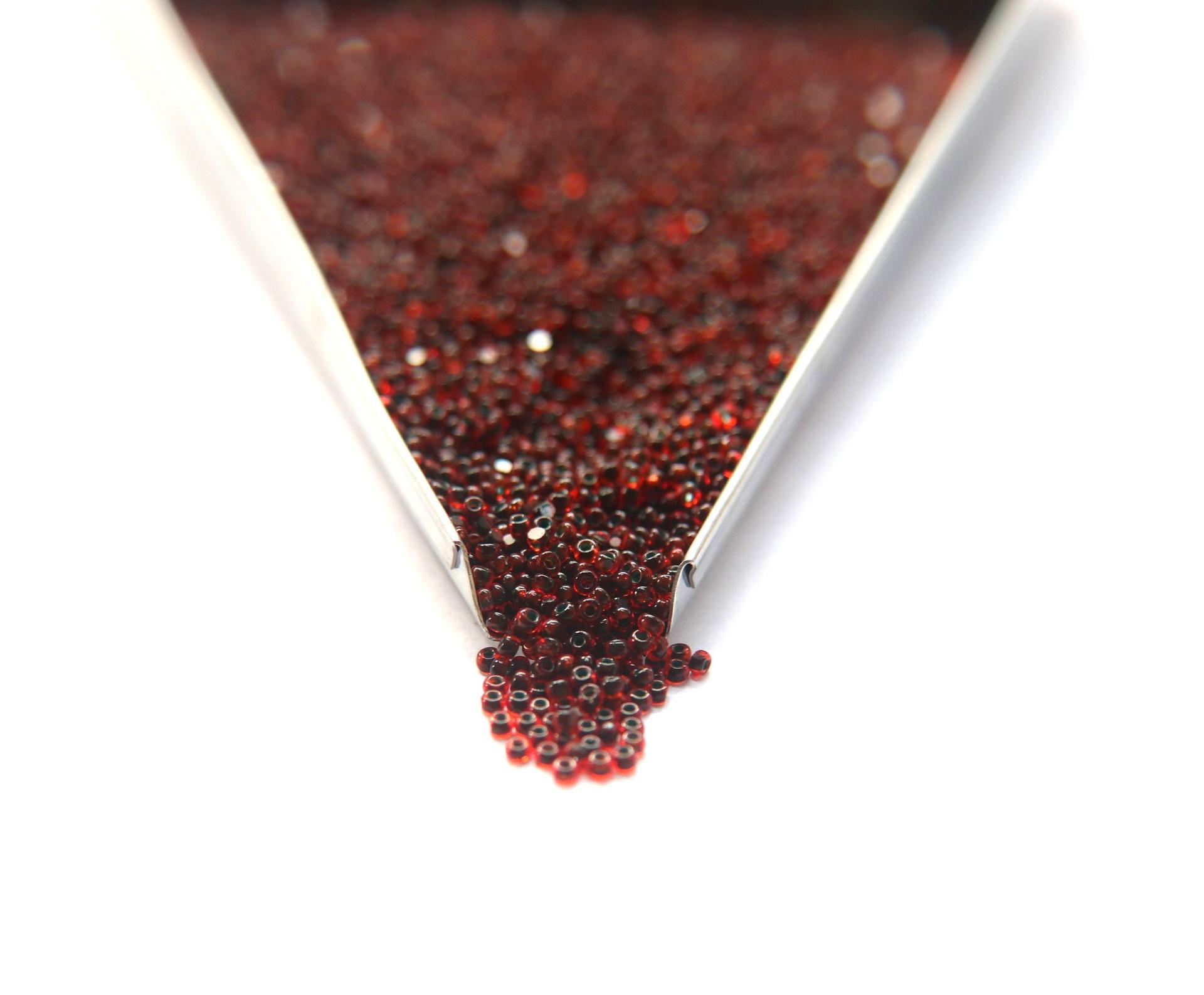 13/0 True cuts Charlotte Cut Beads Red Green Lined 5/10/20/50/250/500 GRAMS jewellery rare heart beads, jewelry supply, native supply