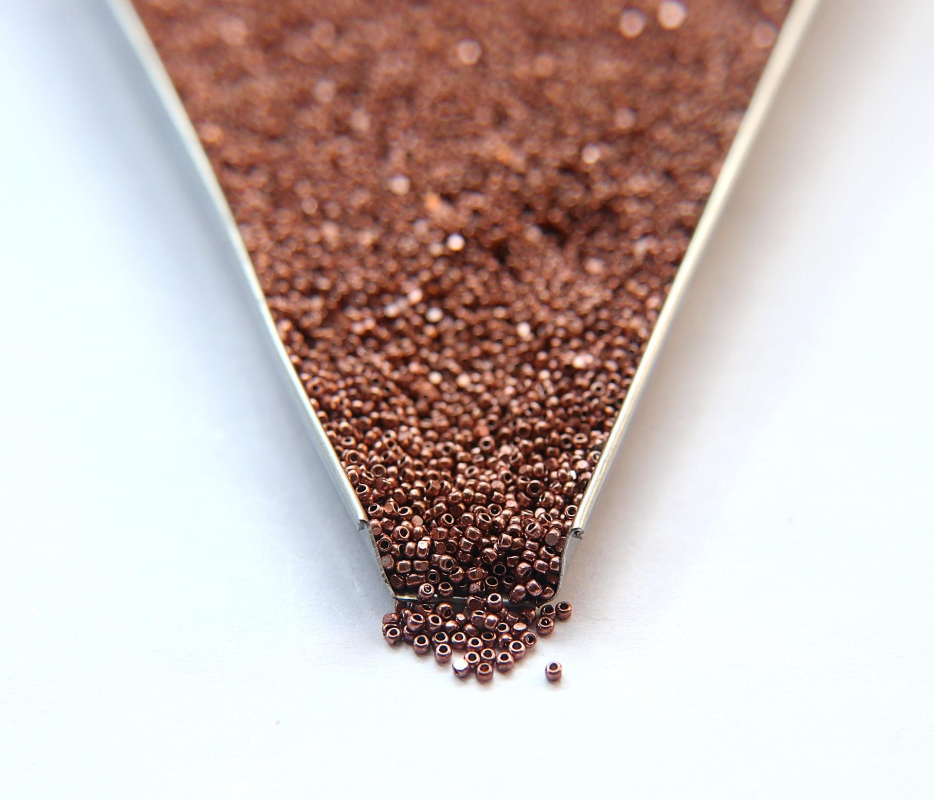 13/0 Charlotte Cut Beads Metallic Old Rose 5/10/20/50/250/500 Grams craft supplies, jewelry making, embroidery materials, vintage