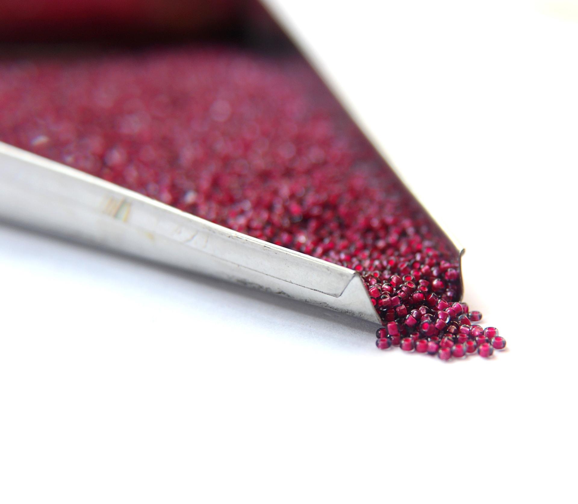 11/0 True cuts Charlotte Beads Black Diamond Neon Pink Lined 10/20/50/250/500 Grams PREMIUM SEED BEADS, Native Supply
