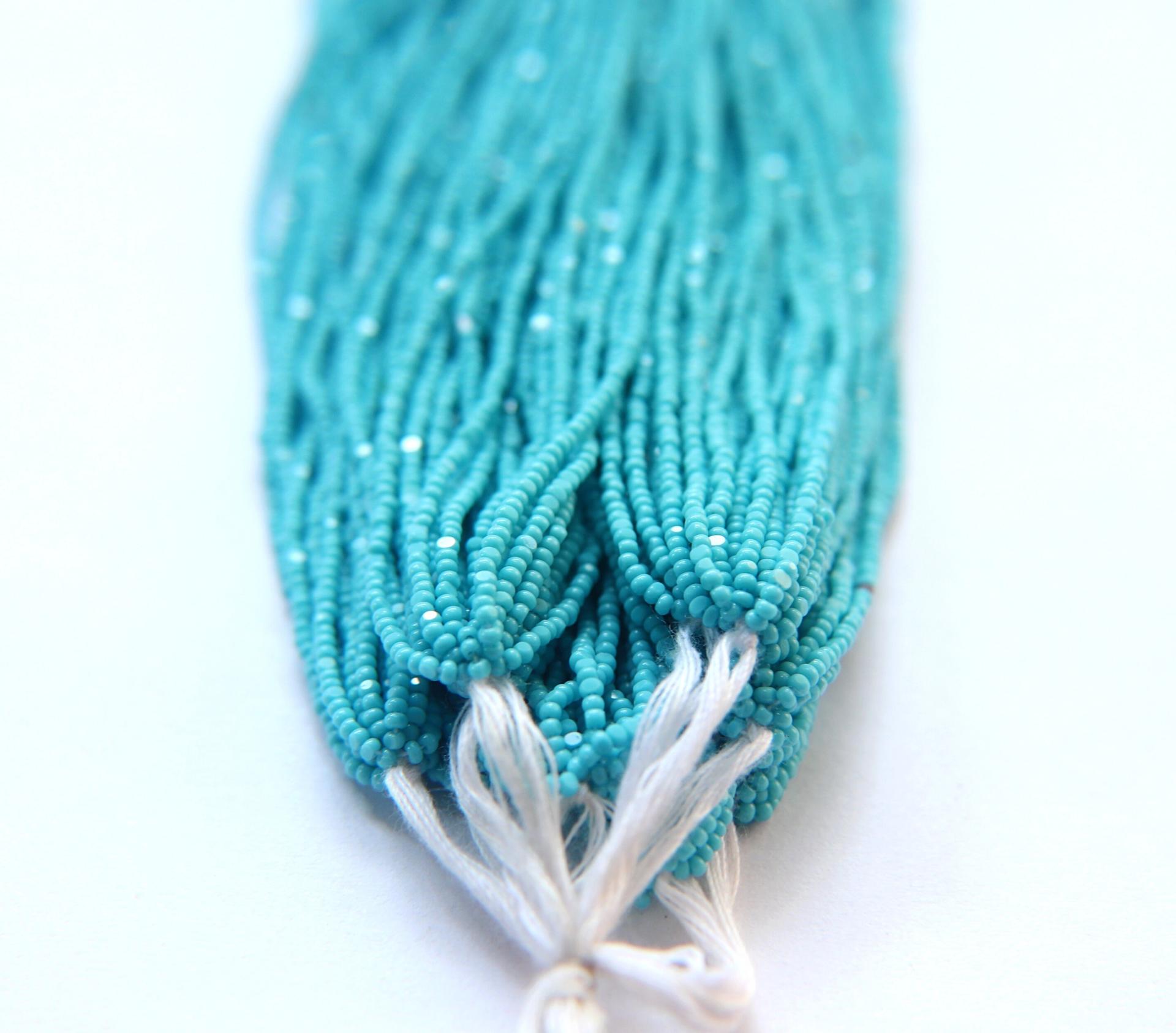 13/0 Charlotte true Cut Beads 1.6 MM Premium Turquoise Blue Opaque 1/5/25/50/100 Hanks PREMIUM SEED Beads, bracelet beads, tassel beads