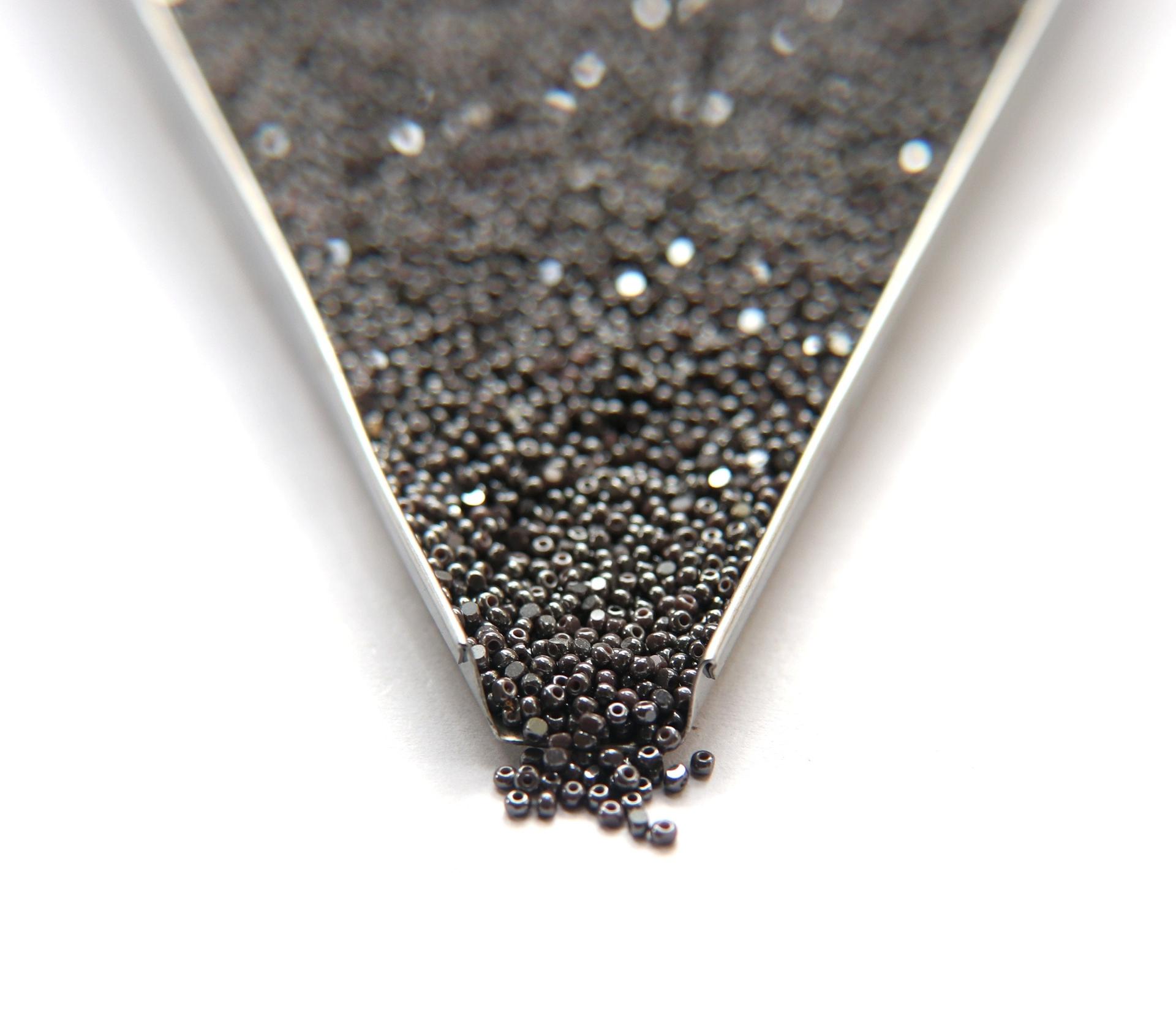 11/0 Charlotte true Cut Beads Ionized Light Amethyst Opaque 10/20/50/250/500 Grams PREMIUM SEED BEADS, jewelry making mix beads, metallic