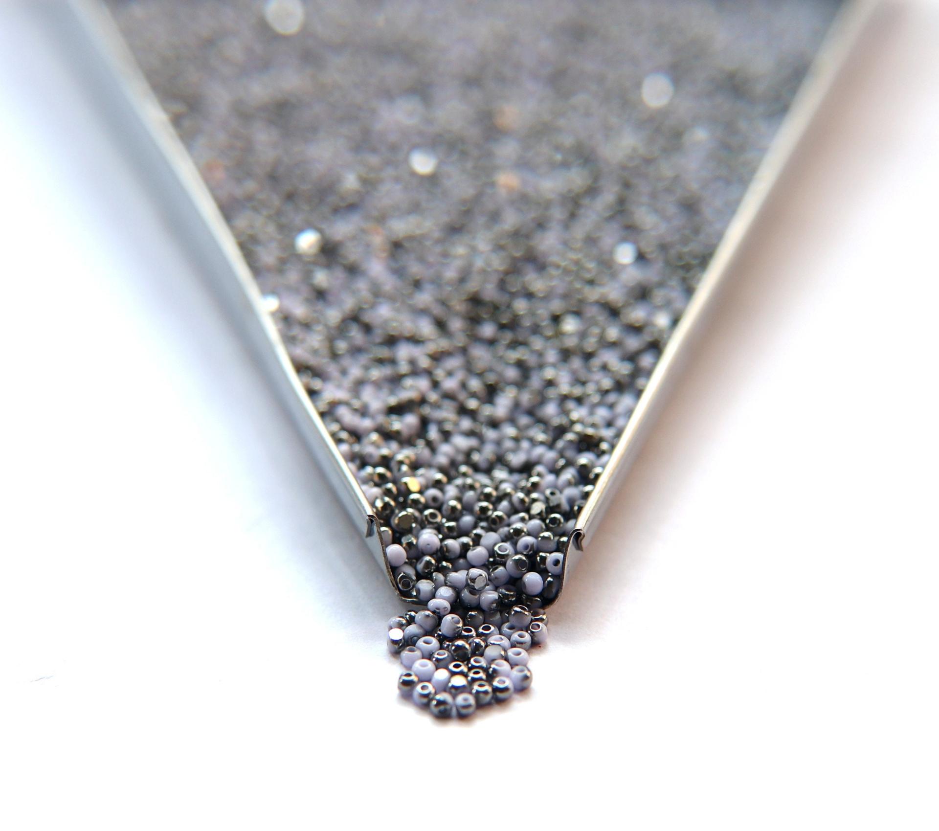 11/0 Charlotte Cut Beads Premium Patina Periwinkle Gunmetal 10/20/50/250/500 Grams PREMIUM MATERIALS