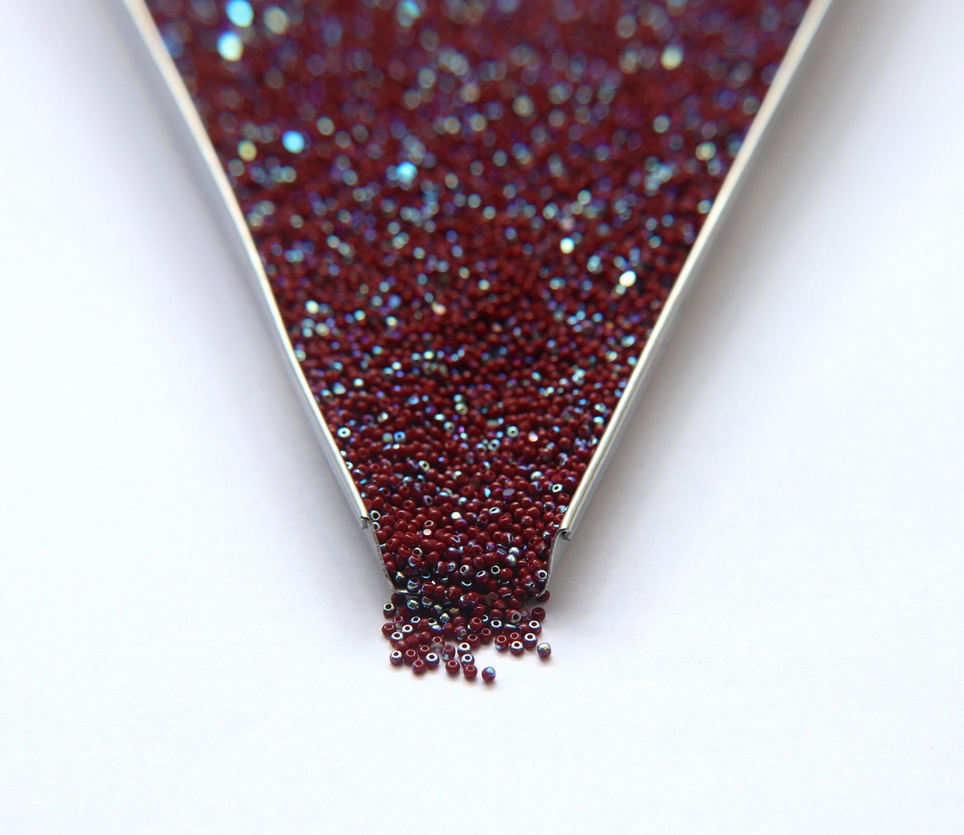 15/0 Charlotte Cut Beads in Aurore Boreale native craft supplies vintage jewelry making ornaments embroidery