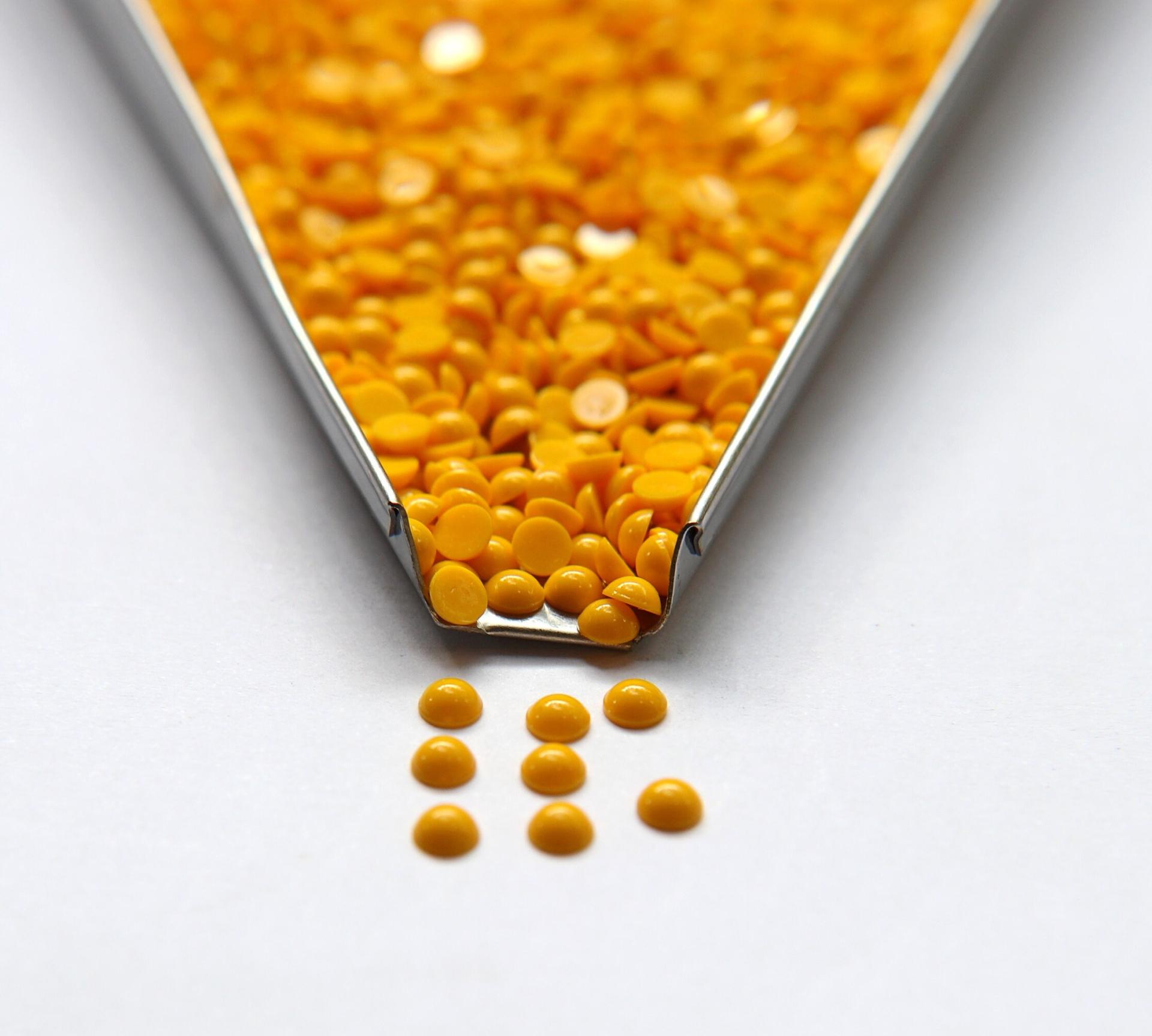 4mm Swarovski Vintage Flat Back round Cabochon Cabs in Yellow unfoiled Made in Austria 36/72/288/720 Pieces