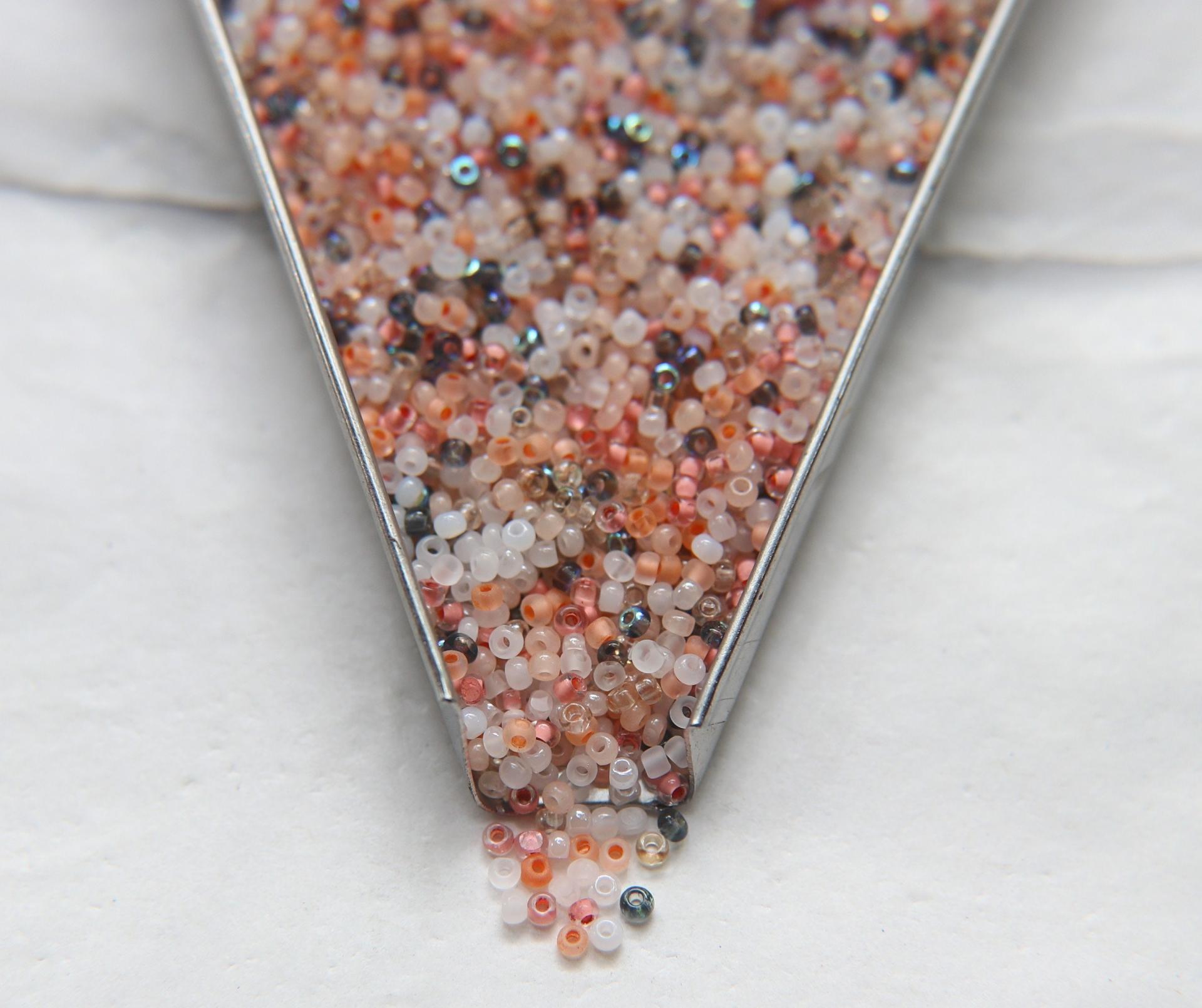 11/0 13/0 True cuts Charlotte Beads Beeblossom Mix Beads 10/20/50/250/500 Grams PREMIUM SEED BEADS, Native Supply, beads soup