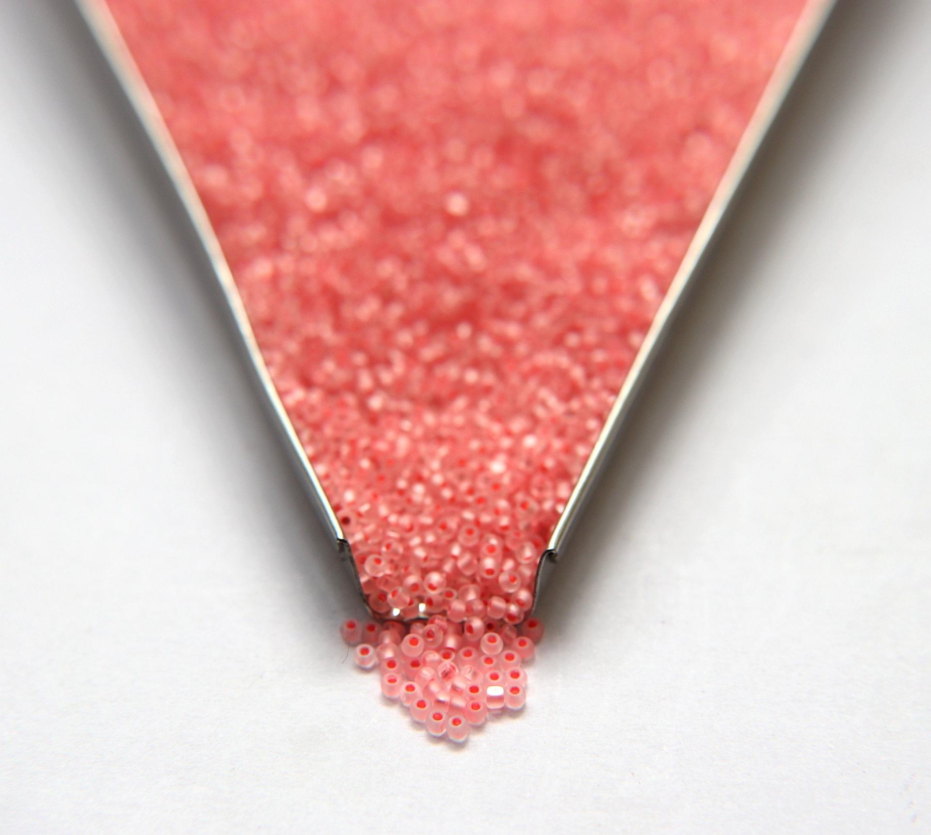 13/0 Charlotte true Cut Beads MATT Pearl Linings (13 Colors) 5/10/20/50/250/500 Grams Premium Seed Beads, Rare Beads, Native Supply