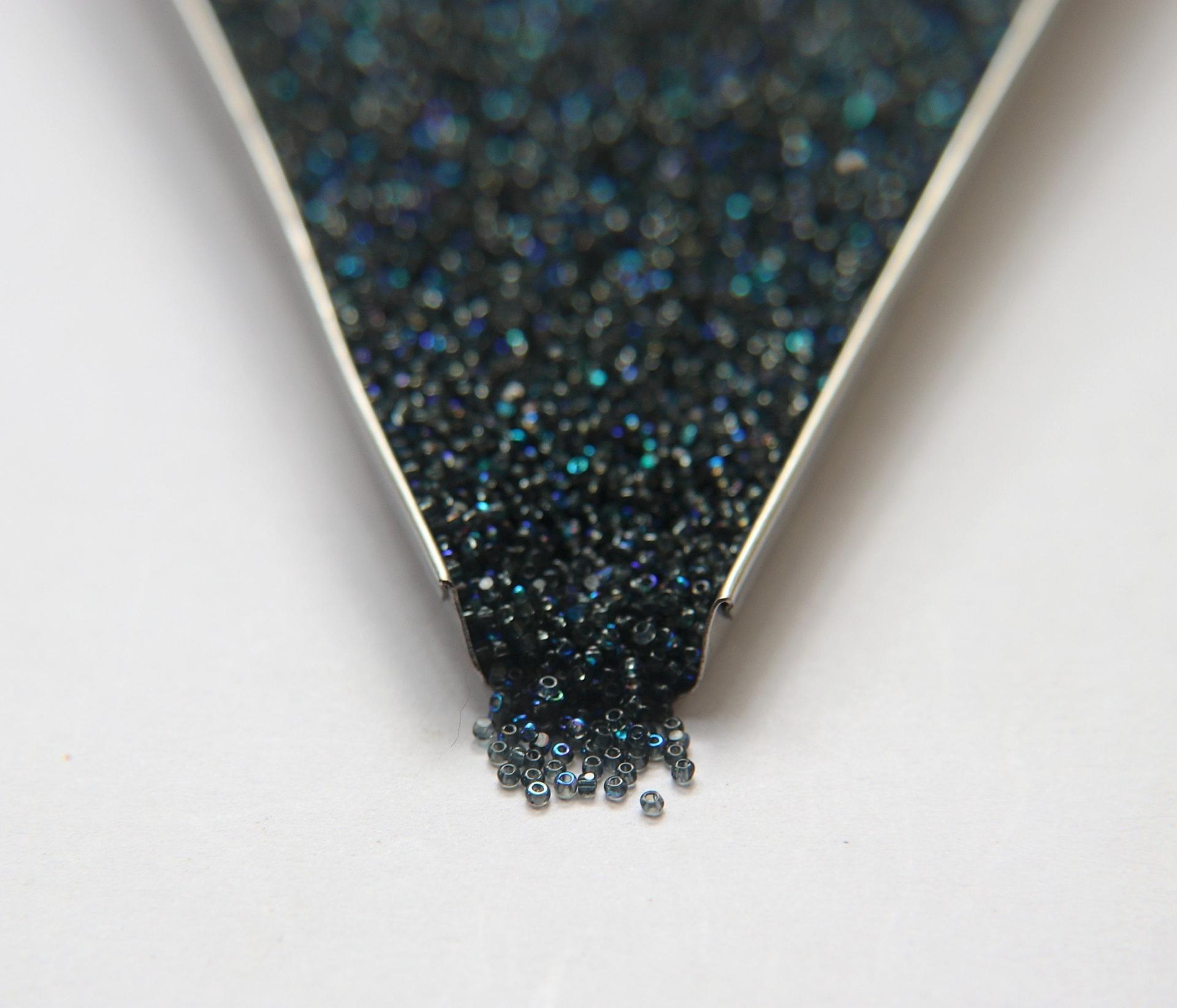 13/0 Charlotte Cut Beads Patina Transparent Black Diamond Aurore Boreale 5/10/20/50/250/500 Grams PREMIUM MATERIALS