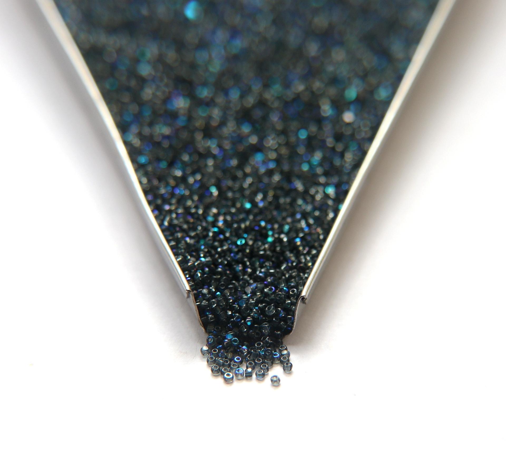13/0 Charlotte Cut Beads Patina Transparent Black Diamond Aurore Boreale 5/10/20/50/250/500 Grams PREMIUM MATERIALS