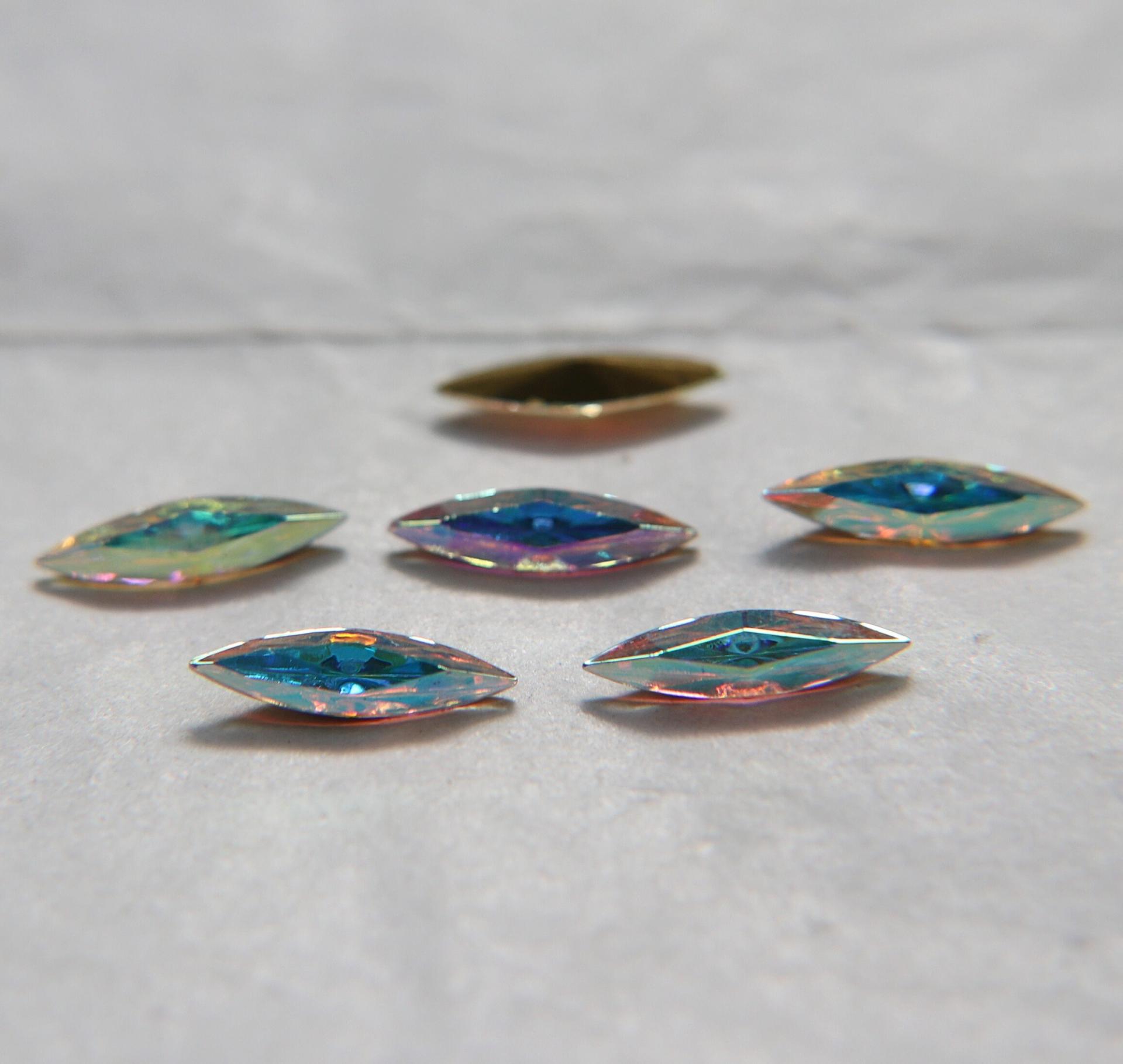 15x4mm Swarovski Crystal Aurore Boreale Marquise, New Vintage Pointy Back Navette 4200 crystals, gold foil 6/24 Pieces Jewery making stones