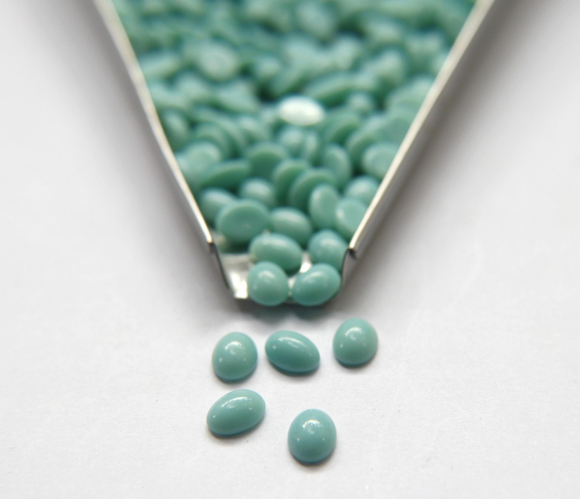 Swarovski 6x8 mm Vintage Flat Back Oval Cabochon Cabs in Mint Opaque unfoiled 18/36/72/144/360 Pieces