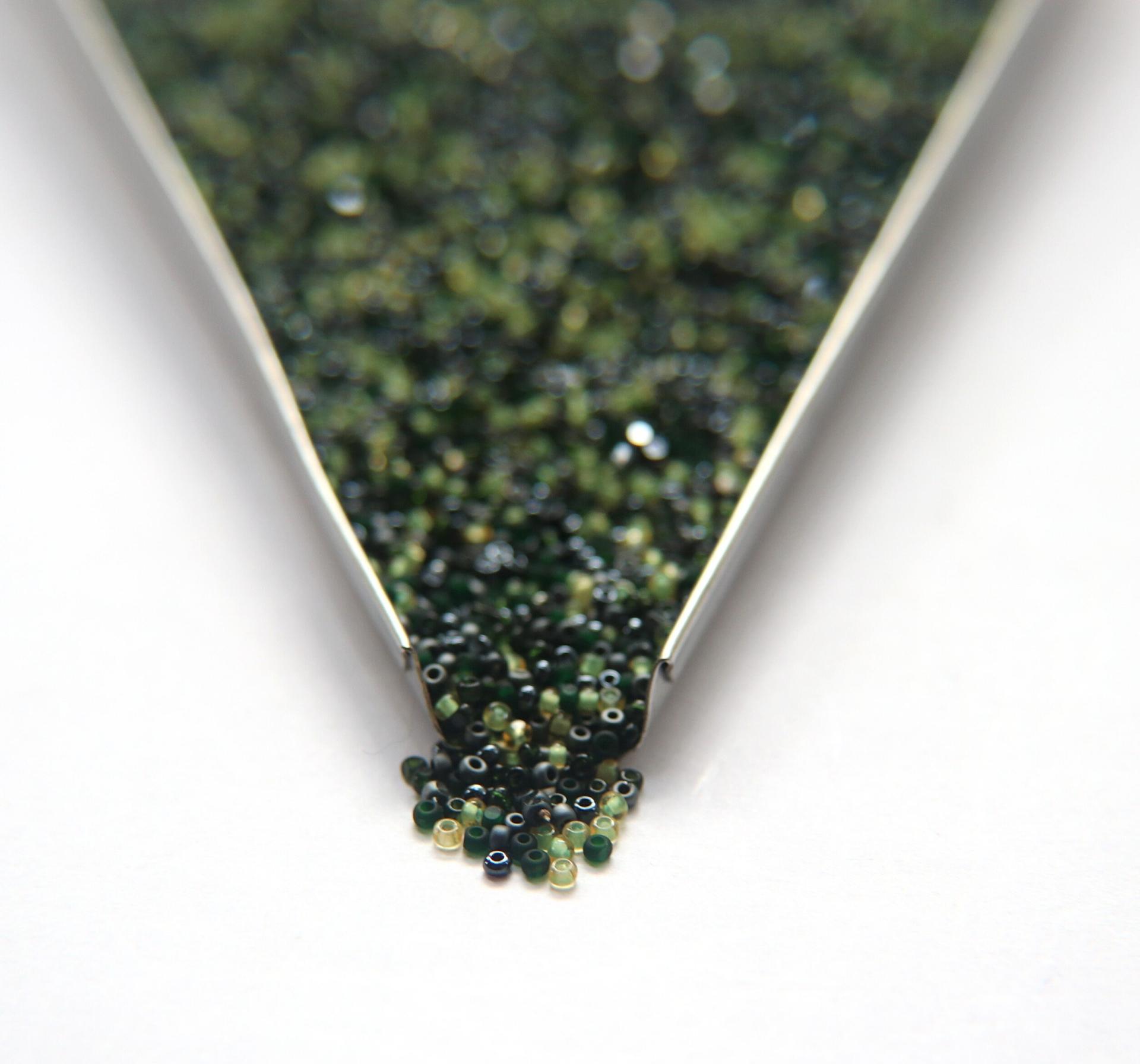 11/0 True cuts Charlotte Beads Deep Forest Mix Beads 10/20/50/250/500 Grams PREMIUM SEED BEADS, Native Supply, beads soup