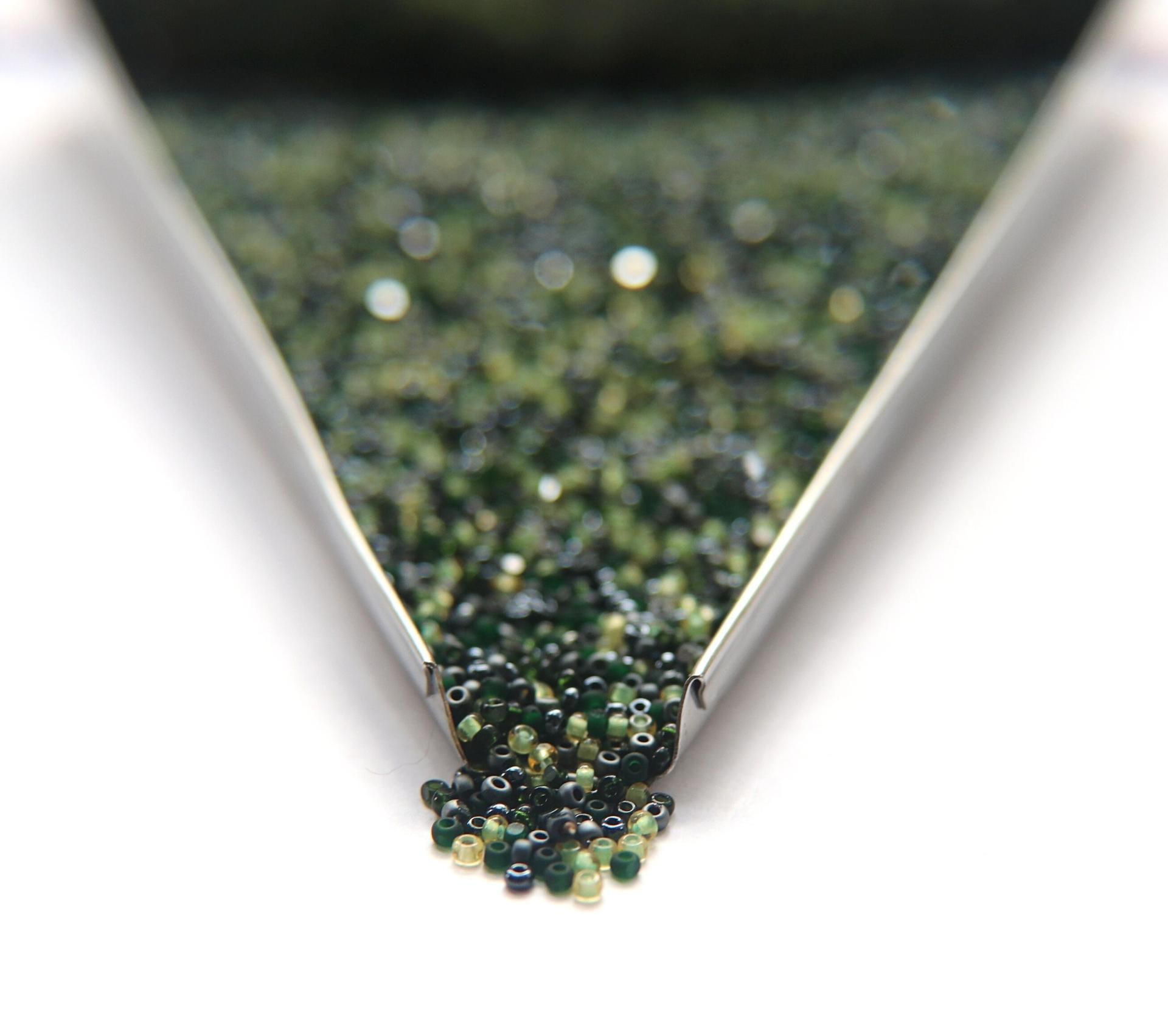 11/0 True cuts Charlotte Beads Deep Forest Mix Beads 10/20/50/250/500 Grams PREMIUM SEED BEADS, Native Supply, beads soup