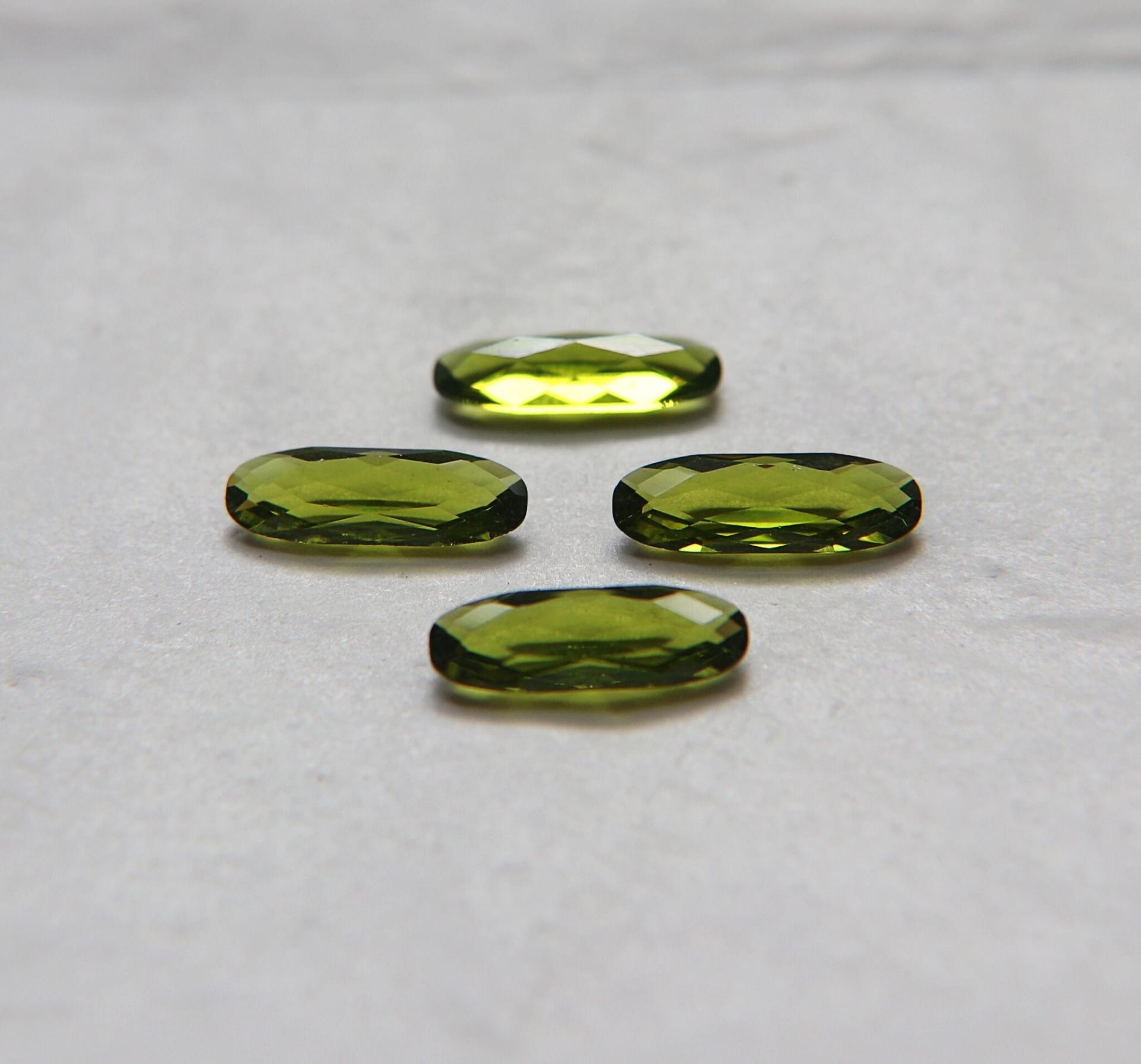Vintage Swarovski 4161 Long Classical Oval 15x5mm Olivine unfoiled 6/12/36/144 Pieces gemstones, jewlery making, color zirconium