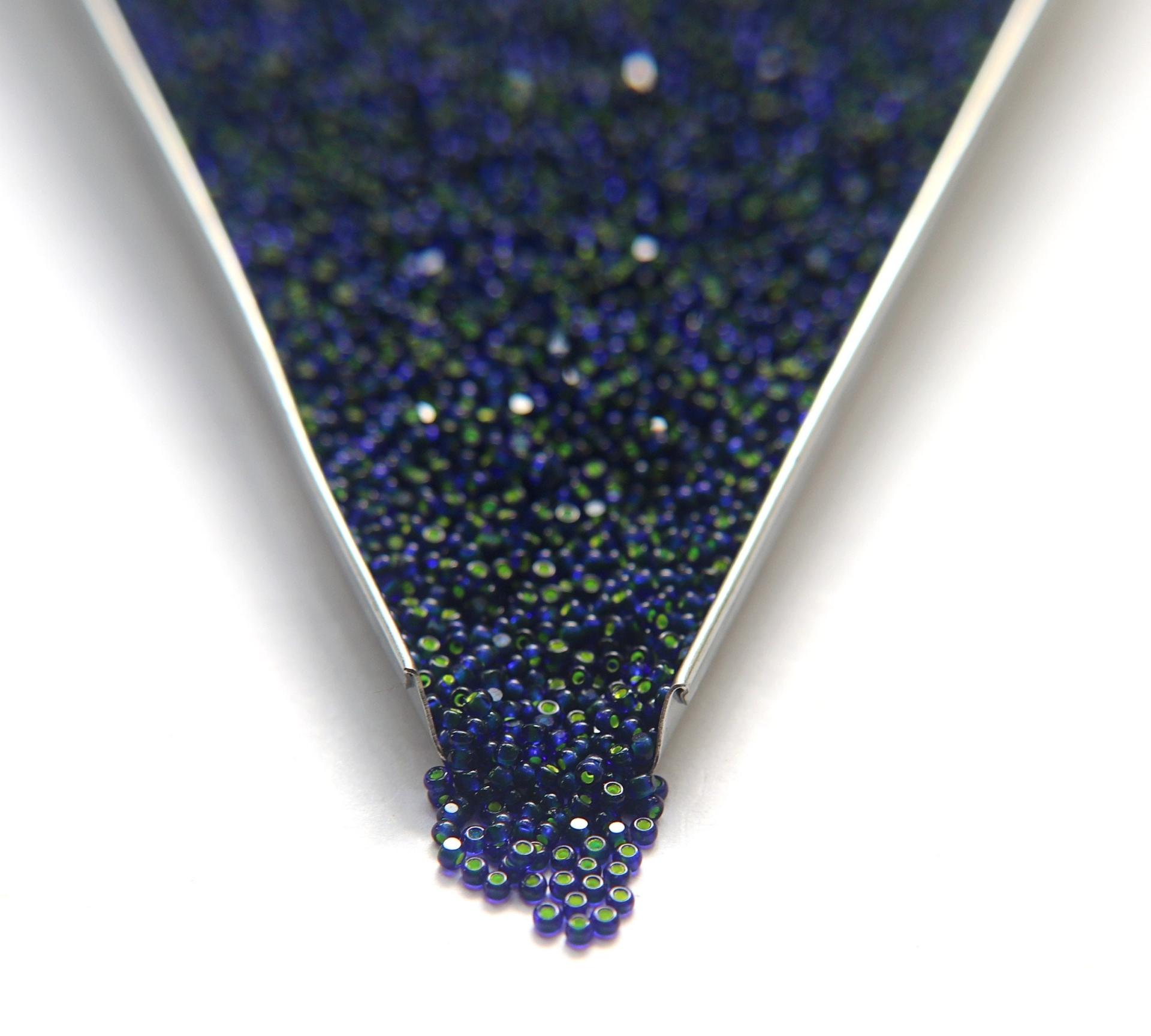 11/0 True cuts Charlotte Beads Royal Blue Neon Yellow Lined 10/20/50/250/500 Grams PREMIUM SEED BEADS, Native Supply