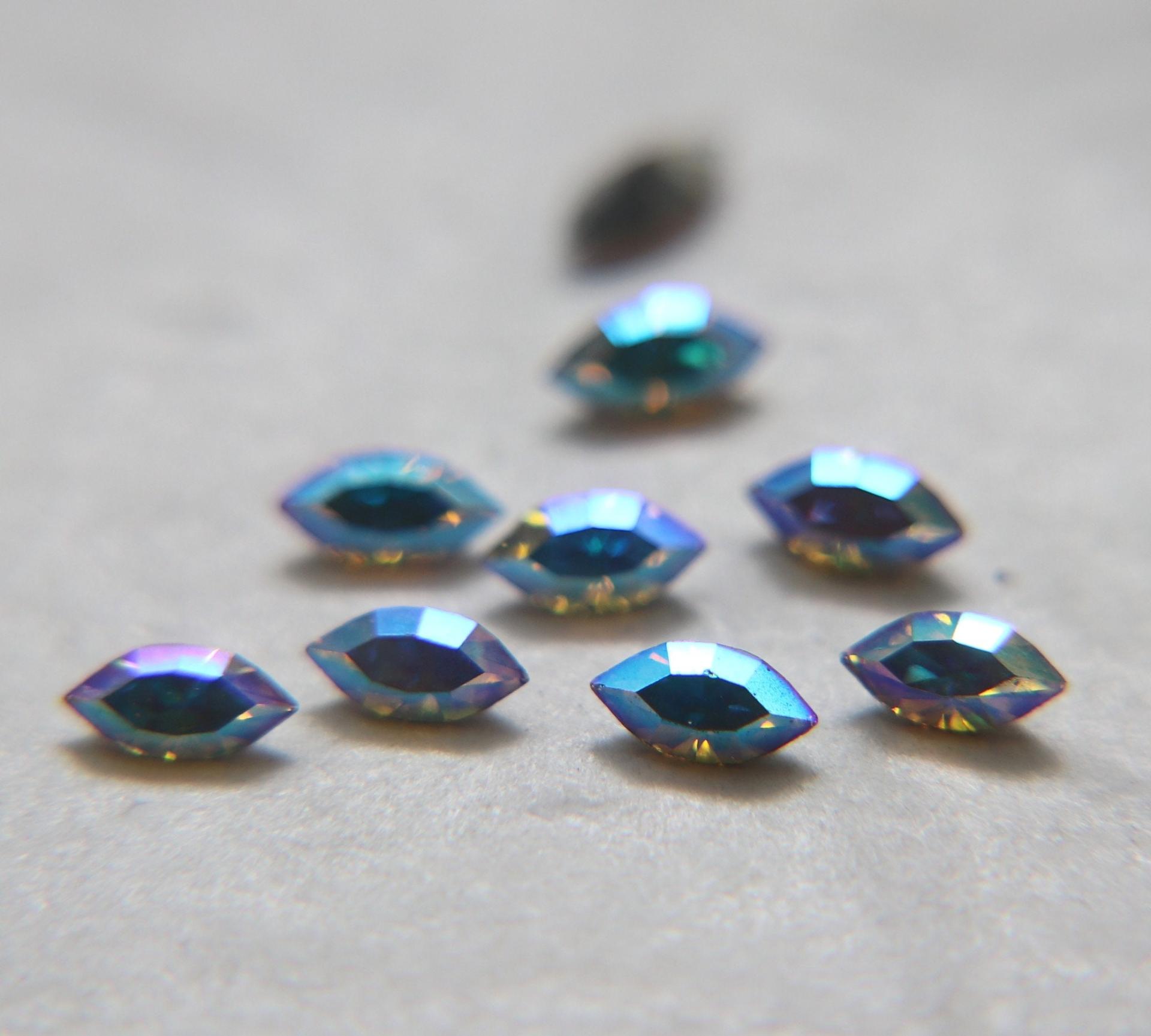 6X3 mm Czech fancy Navette fancy Crystal Aurore Boreale foiled 36/72/144/288 Pieces Jewery making stones gemstones, fancy opal stones
