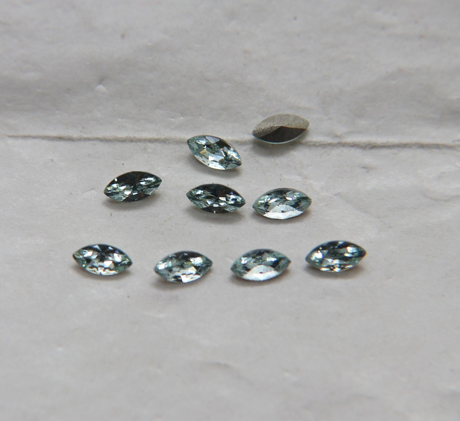 6X3 mm Swarovski fancy Navette fancy Light Azore foiled 36/72/144/288 Pieces Jewery making stones gemstones, fancy opal stones