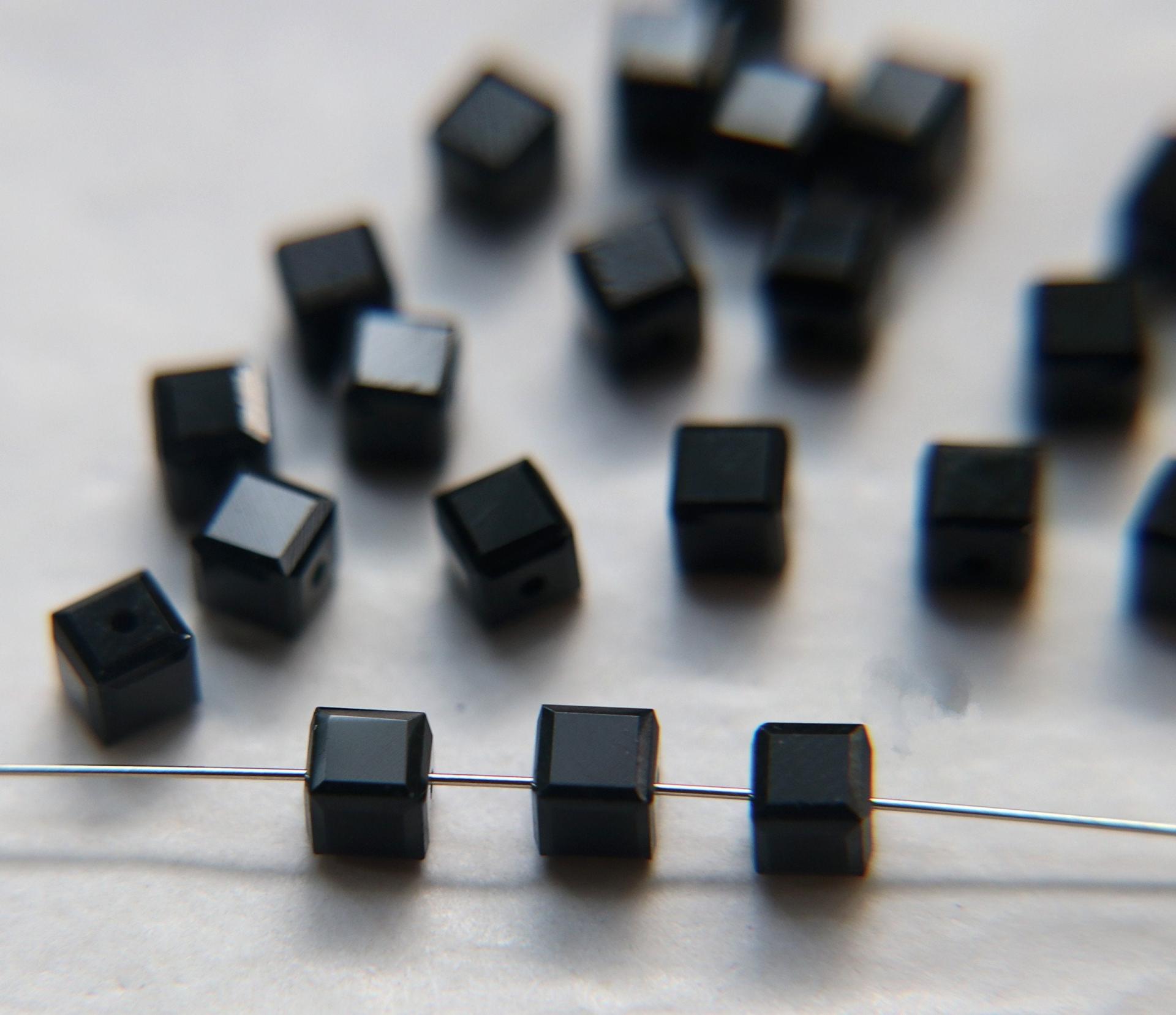 Swarovski 5601 Vintage Cube Bead in Violet Opal/Jet4mm 2/6/12/36 Pieces