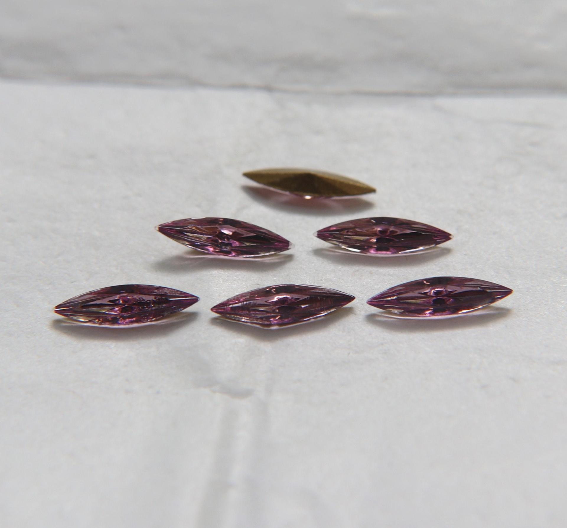 15x4mm Swarovski Light Amethyst Marquise, New Vintage Pointy Back Navette 4200 crystals, gold foil 6/12/36/72/144 Pieces Jewery making stone