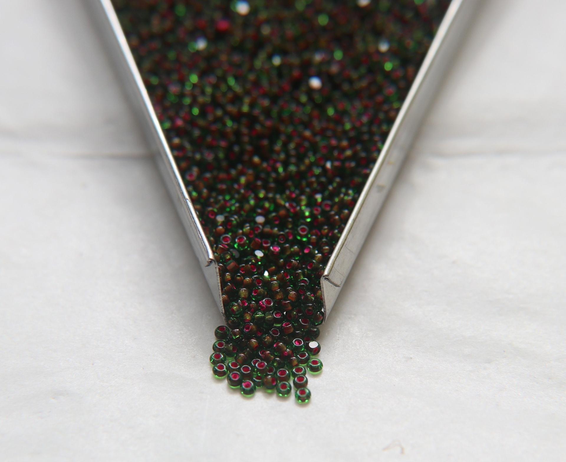 11/0 True cuts Charlotte Beads Green Neon Pink Lined 10/20/50/250/500 Grams PREMIUM SEED BEADS, Native Supply