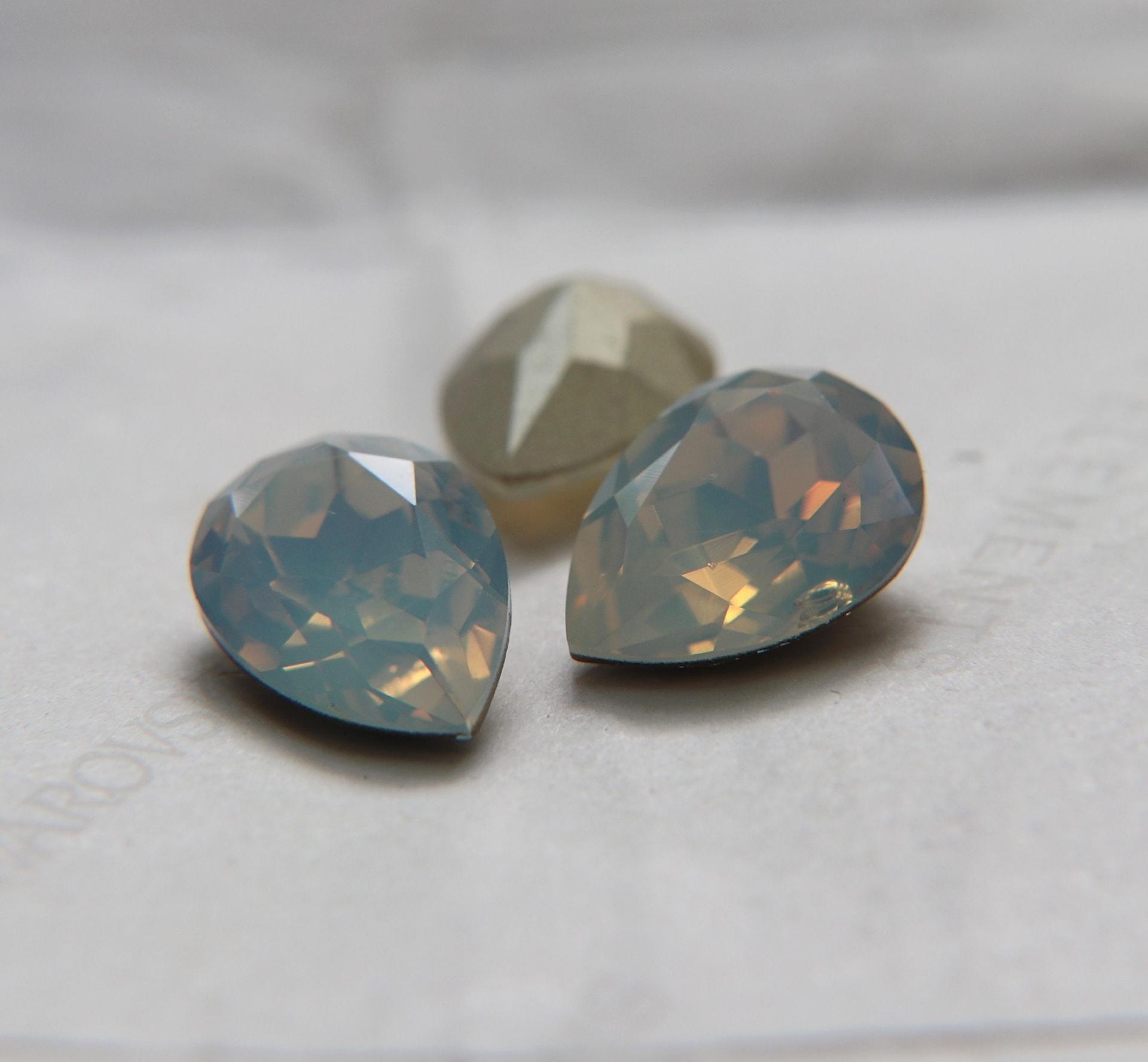 Vintage Swarovski 18x13 mm White Opal Oval Shape 4320 Premier Crystal Rhinestones 2/6/12/24 Pieces gemstones, jewlery