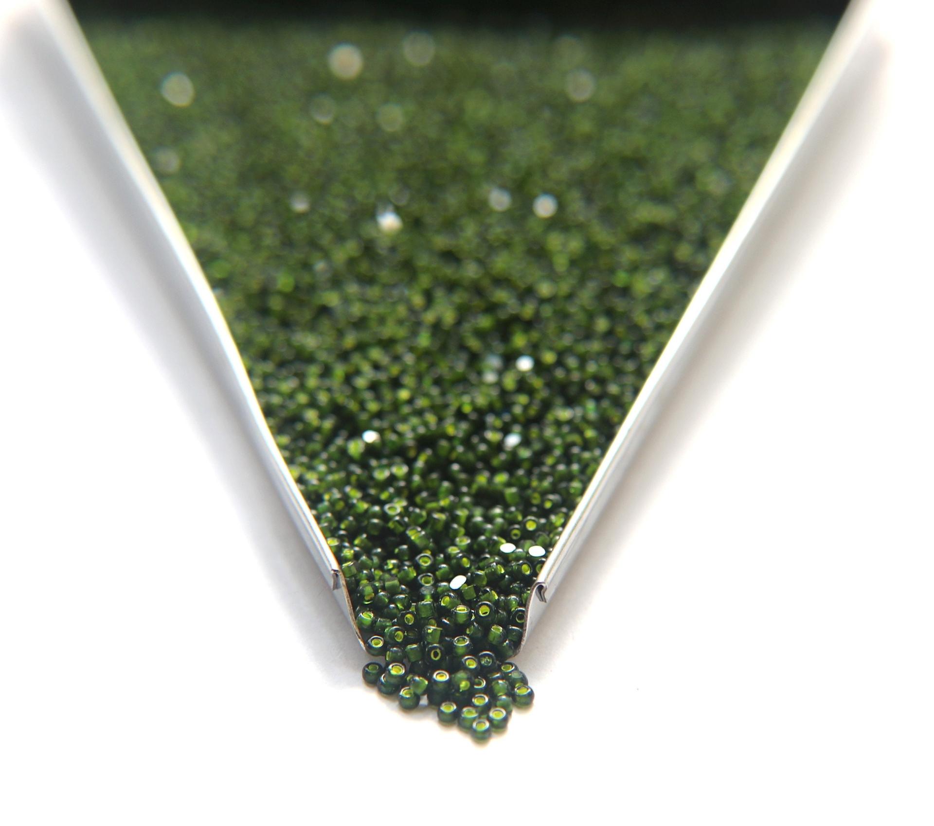 11/0 True cuts Charlotte Beads Olivine Neon Yellow Lined 10/20/50/250/500 Grams PREMIUM SEED BEADS, Native Supply