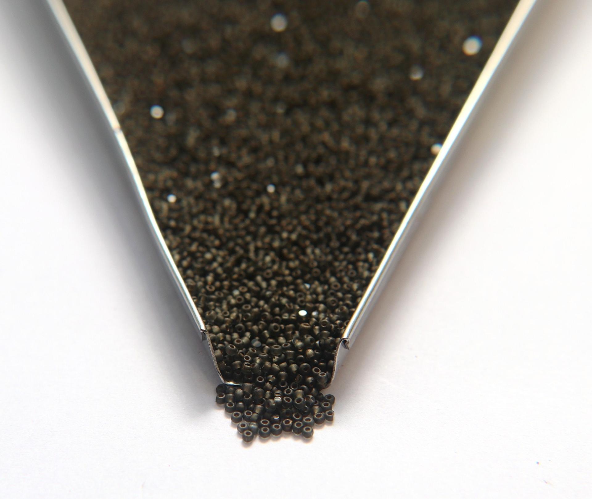 13/0 Charlotte Cut Beads Matt Black Diamond Antique Gold Lined 5/10/20/50/250/500 Grams embroidery materials, jewelry making, Native beads
