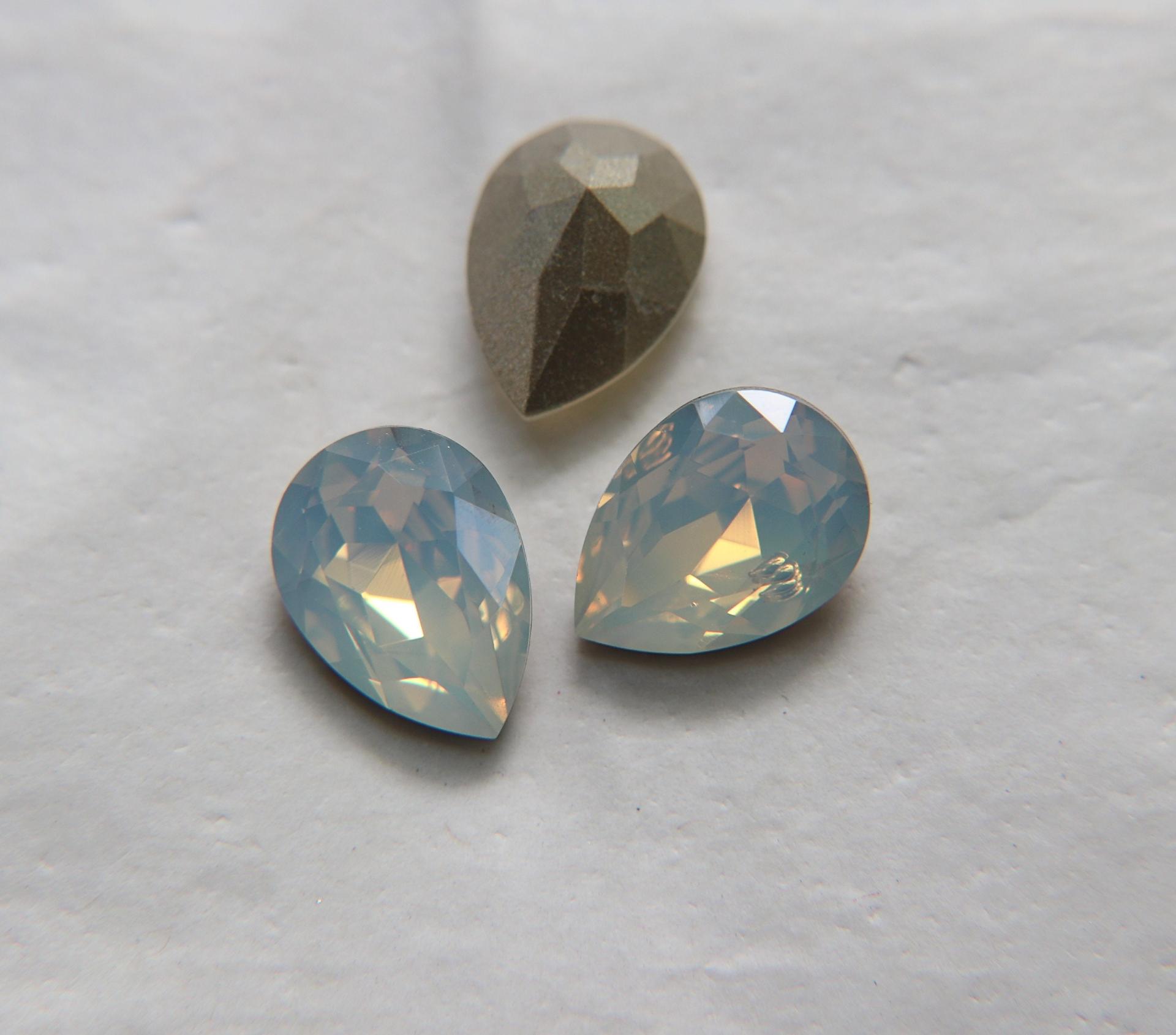 Vintage Swarovski 18x13 mm White Opal Oval Shape 4320 Premier Crystal Rhinestones 2/6/12/24 Pieces gemstones, jewlery