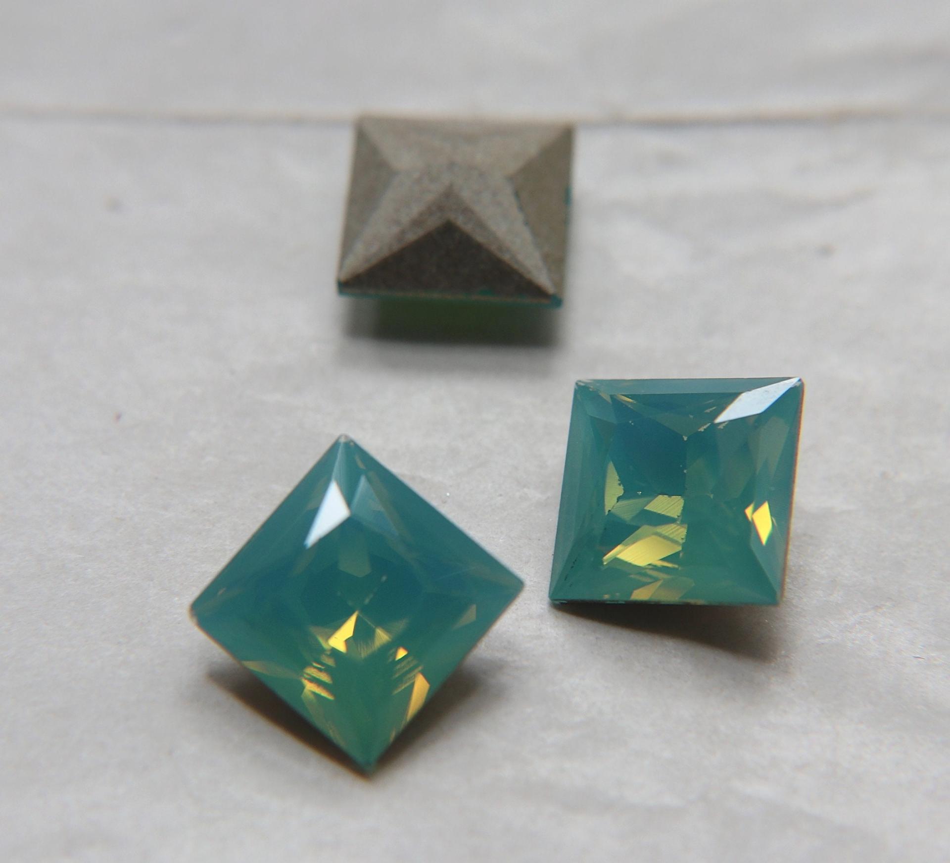 Vintage Swarovski 12 mm Pacific Opal Square Princess Cut 4447 Premier Crystal Rhinestones 2/6/12/36 Pieces gemstones