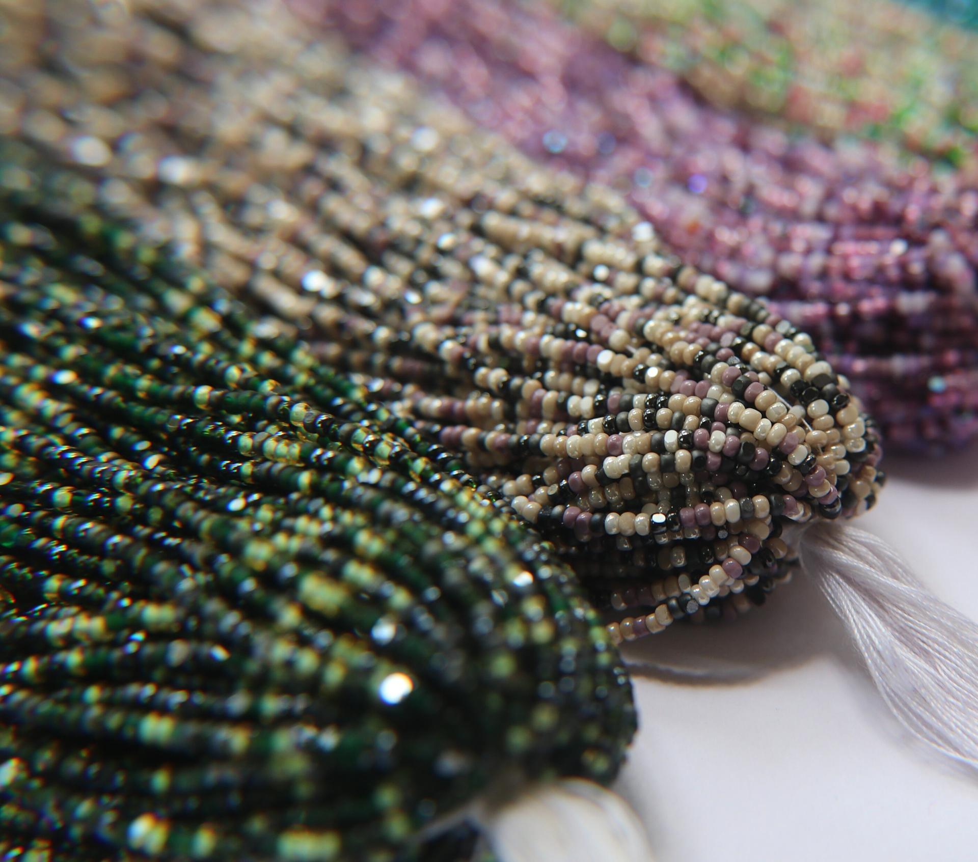 11/0 Hanks Charlotte Cut Beads in Designer Mix (13 Colors) 1/5/25/50/100 Hanks 2mm jewellery beads soup, jewelry supply, native supply