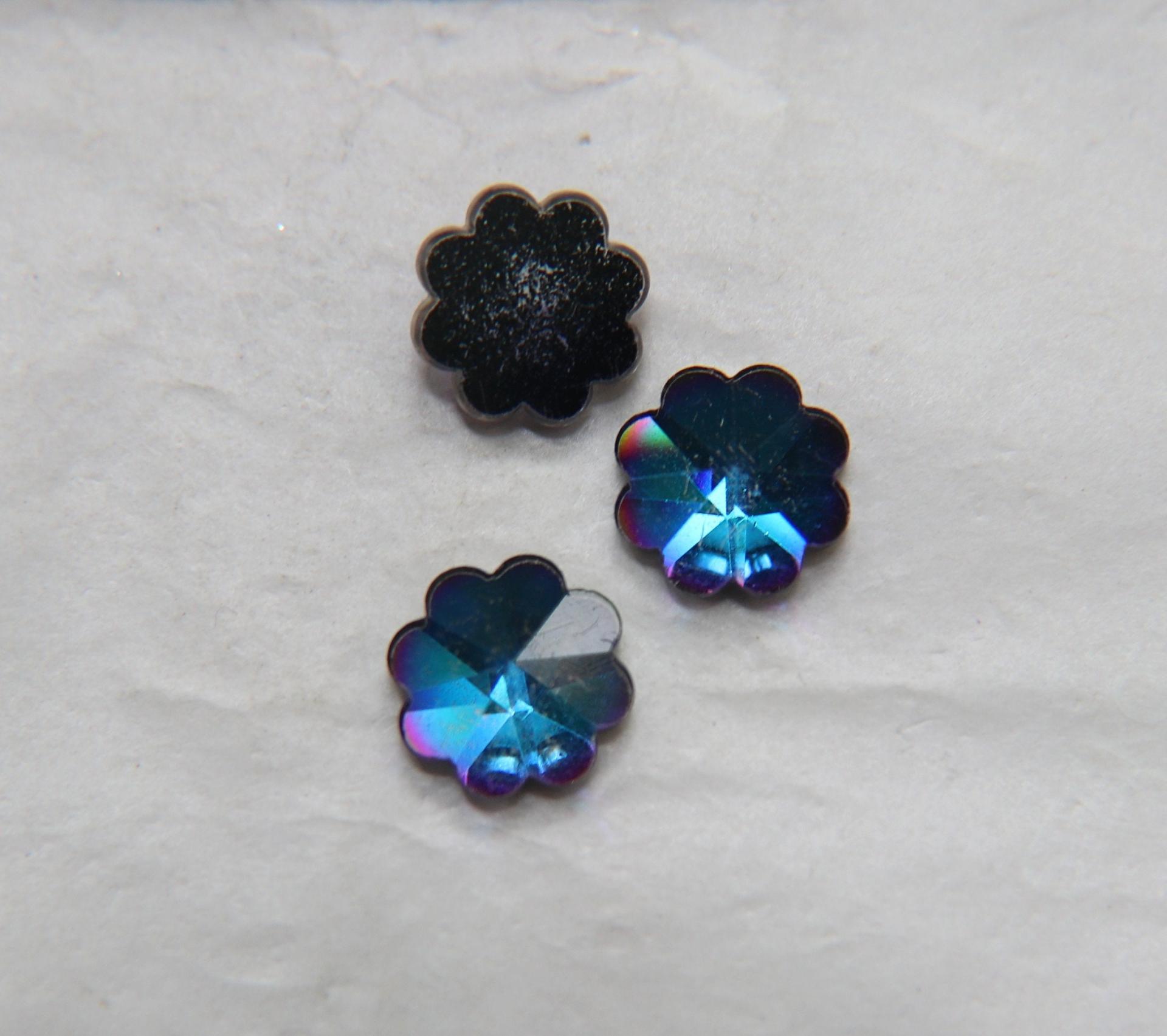 14mm Swarovski Vintage Flower Foiled Flat Back Rhinestones in Bermuda Blue 2/6/12/36/72 pieces Vintage findings, jewellery parts
