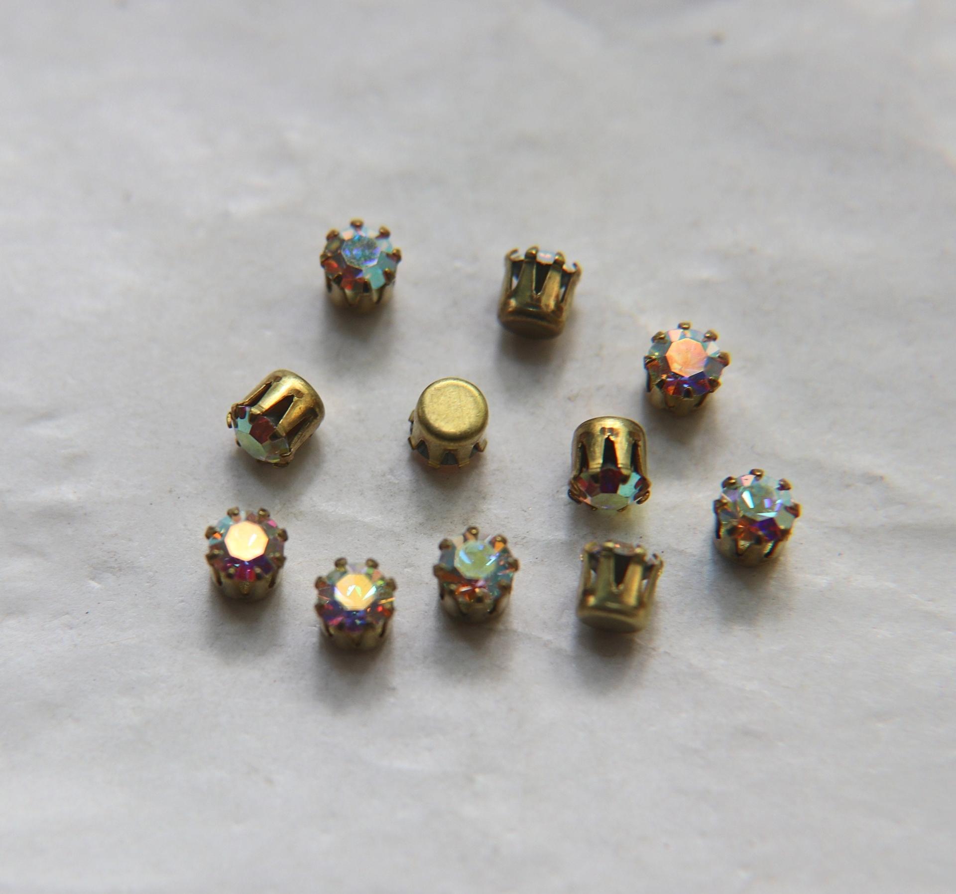 Swarovski 20ss Vintage Crown Prong Settings in Sapphire / Montana 36/72/144/432 Pieces jewelry supplies, strass embellishments, vintage rare