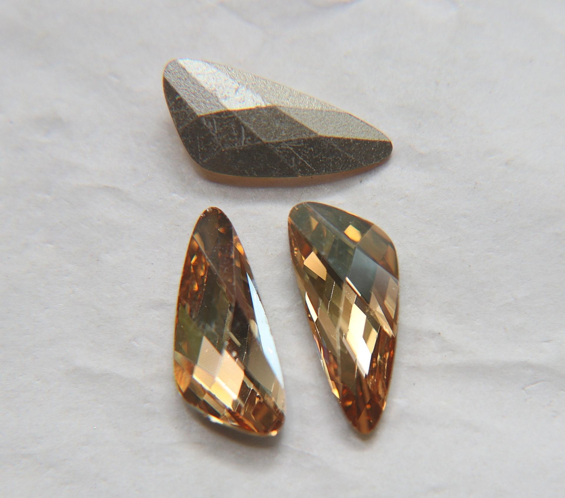 Vintage Swarovski 23X10 mm Wing 4790 Foiled Premier Crystal Rhinestones 2/6/24/72/144 Pieces gemstones, jewlery
