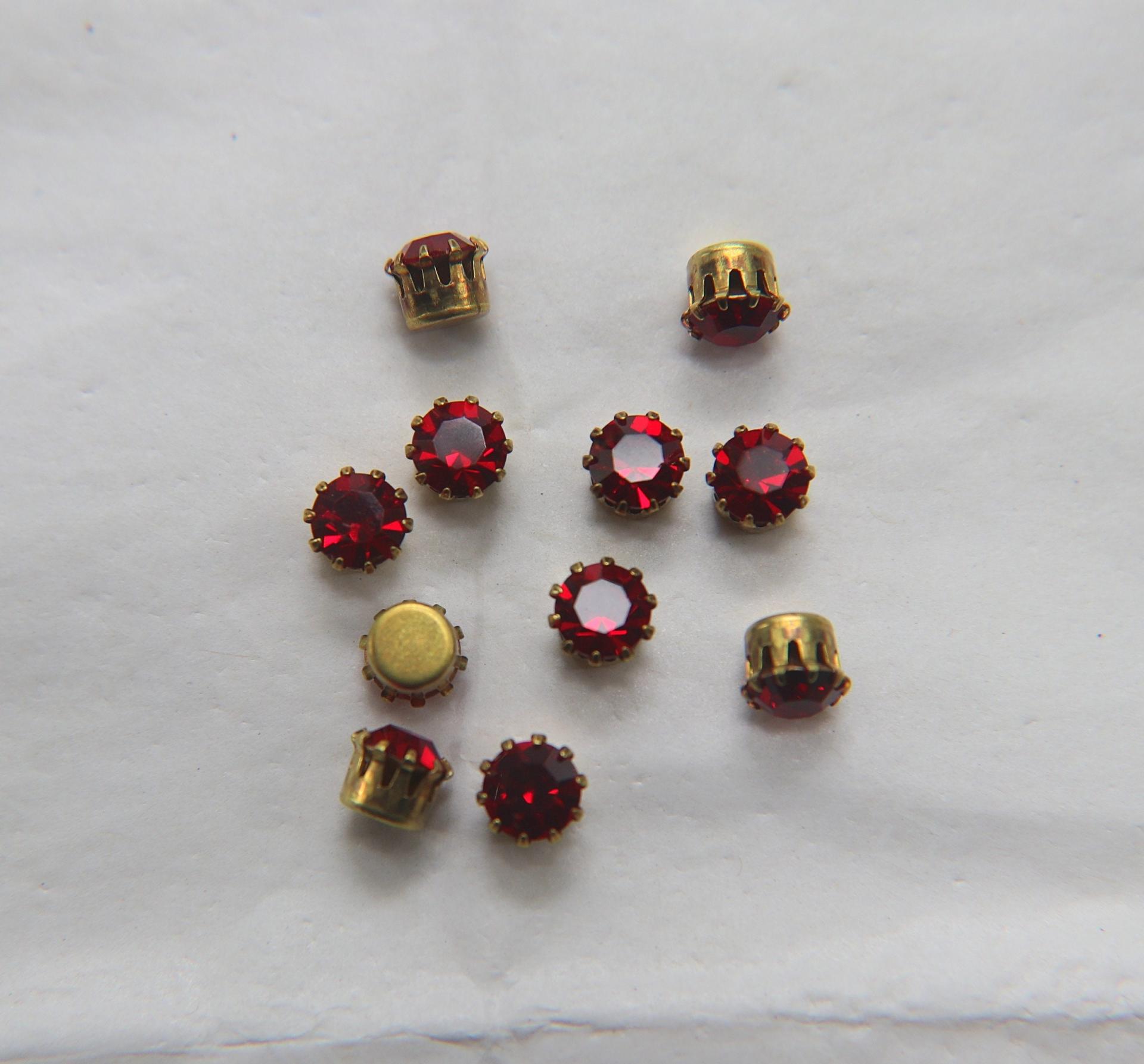 Swarovski 30ss Vintage Crown Prong Settings in (6 Colours) 12/24/100/500 Pieces jewelry supplies, strass embellishments, vintage rare