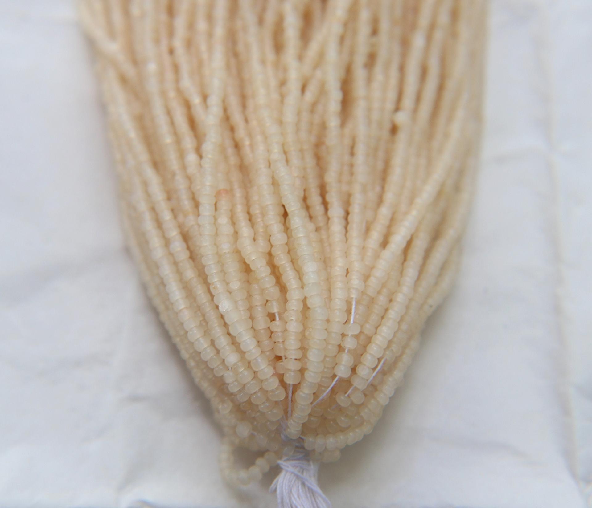 11/0 Hanks Charlotte Cut Beads Cream Opal 1/5/25/50/100 Hanks 2.0mm jewellery rare glass beads, jewelry supply, Native supply