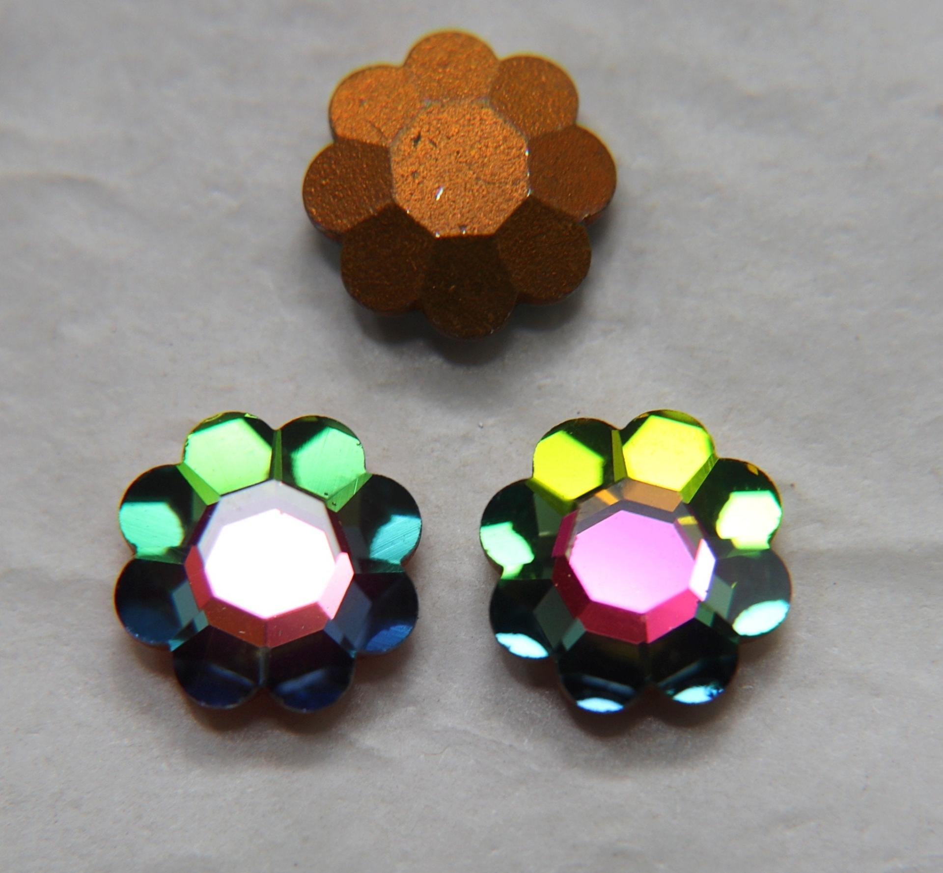14mm Swarovski Vintage Flower Foiled Rhinestones in Vitrail Medium 2/6/12/36/72 pieces Vintage findings, jewellery parts