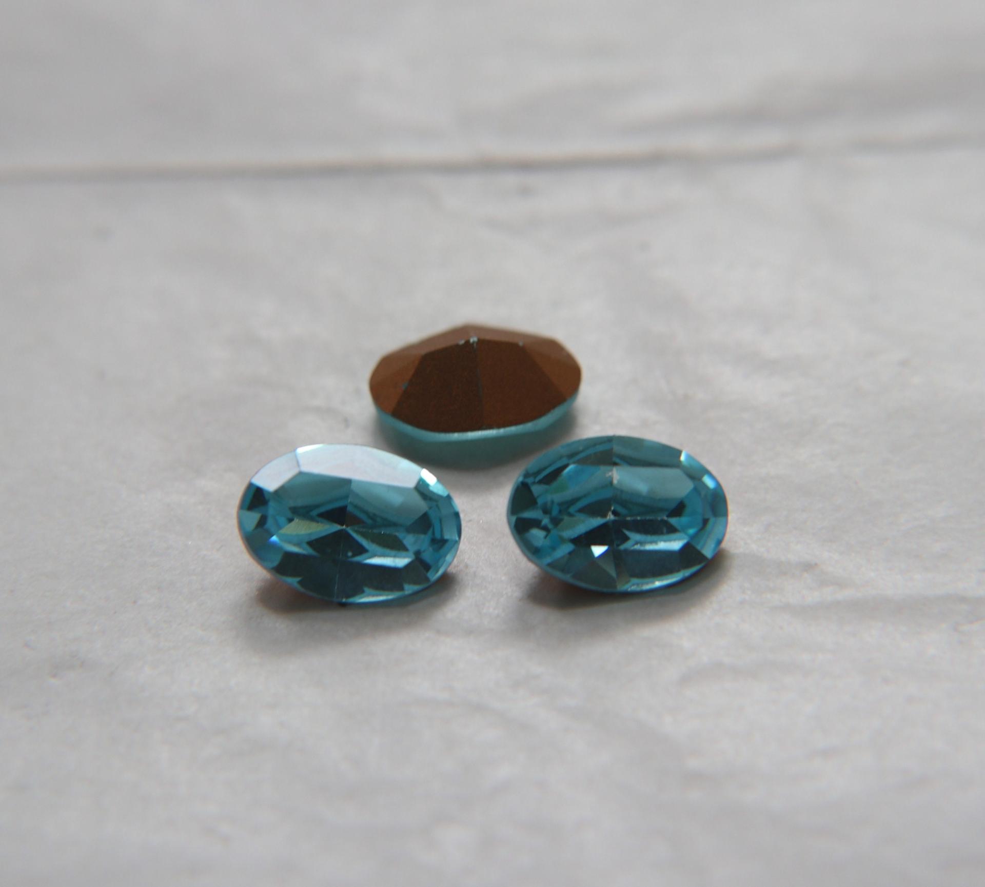 Vintage Preciosa 14x10 mm Crystal Aquamarine Oval Shape Premier Crystal Rhinestones 6/12/36/72/144 Pieces gemstones, jewlery