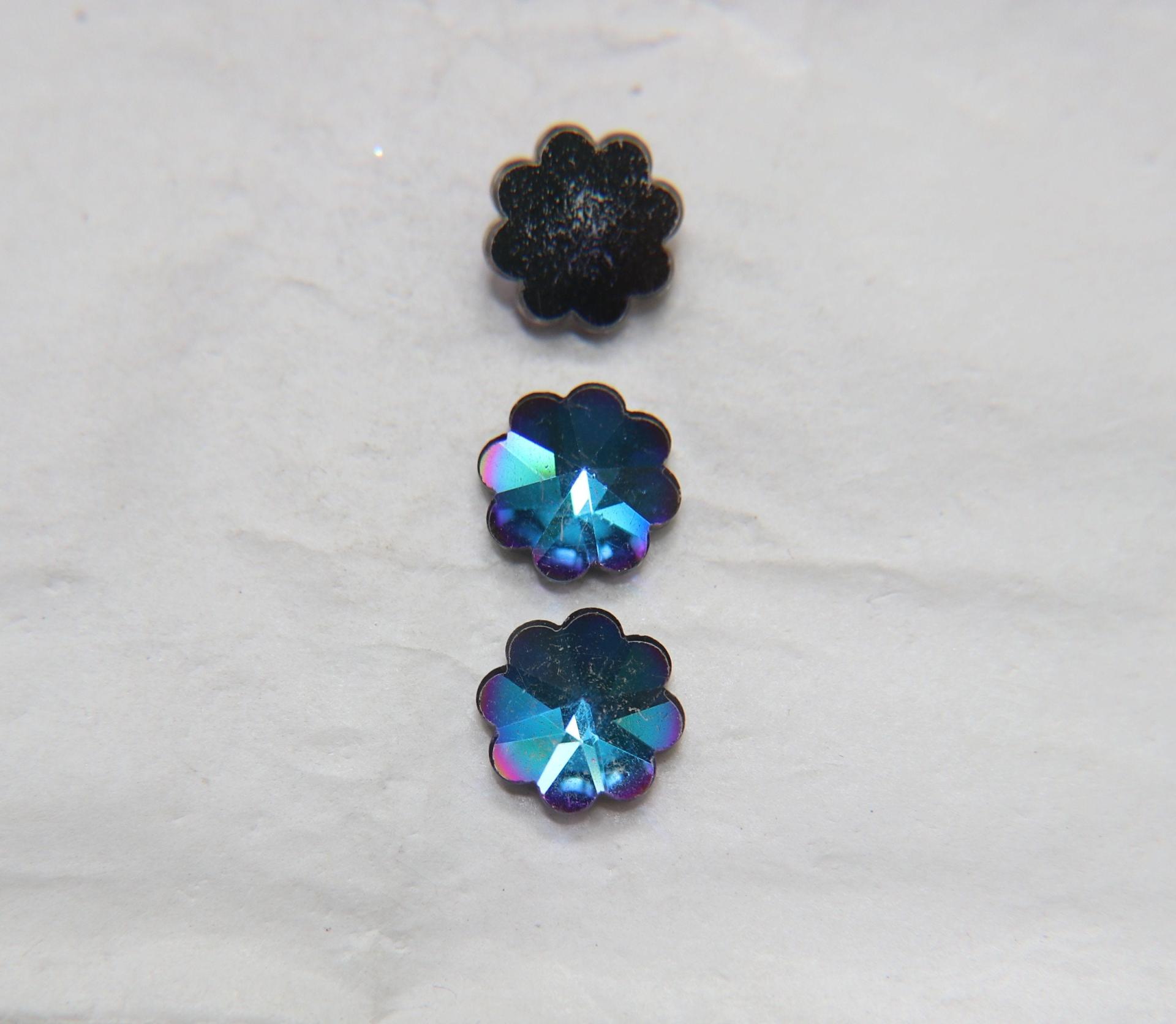 14mm Swarovski Vintage Flower Foiled Flat Back Rhinestones in Bermuda Blue 2/6/12/36/72 pieces Vintage findings, jewellery parts