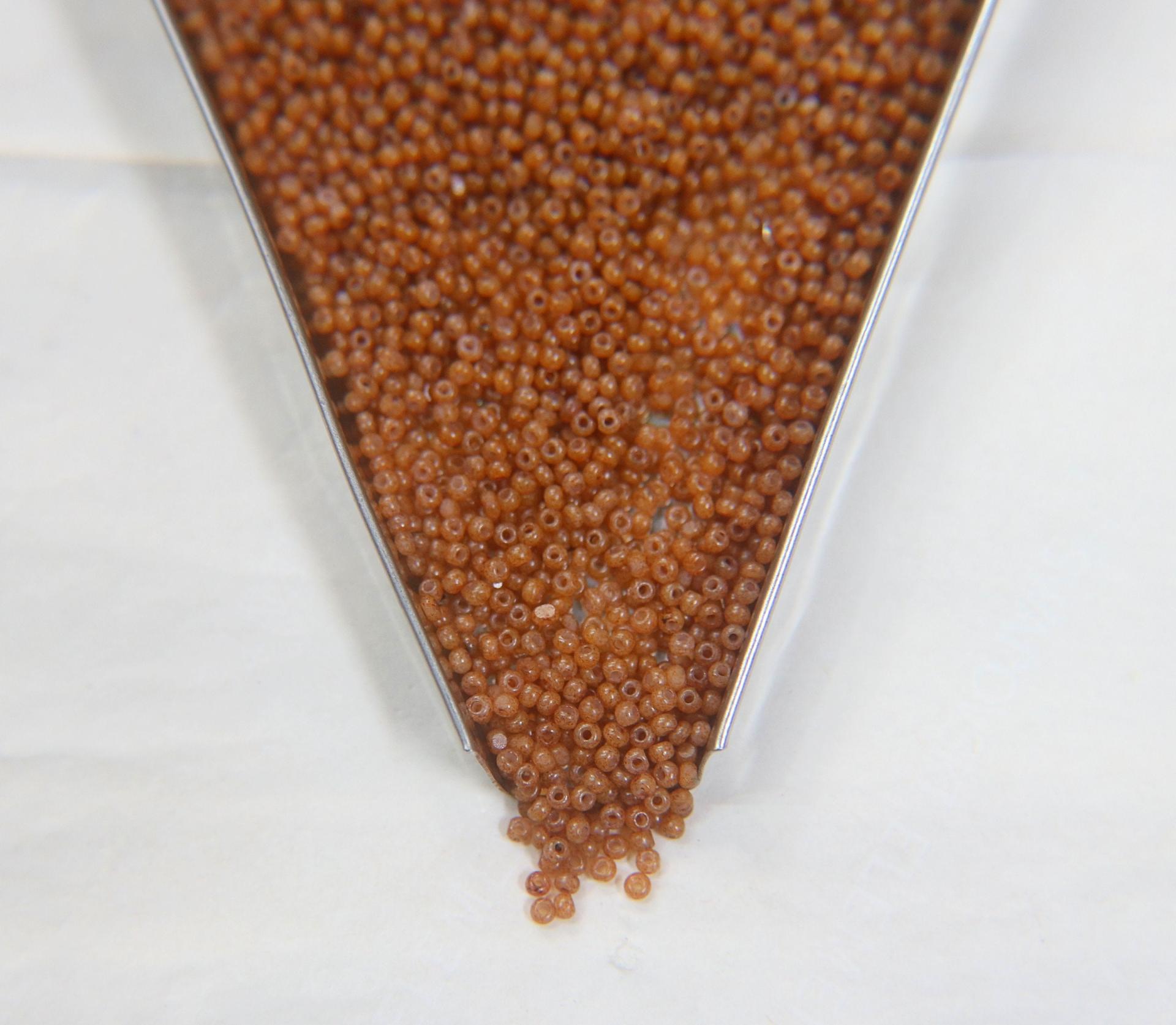 11/0 Charlotte True Cut Beads Light Smoked Topaz Opal 10/20/50/250/500 Grams Premium Seed beads