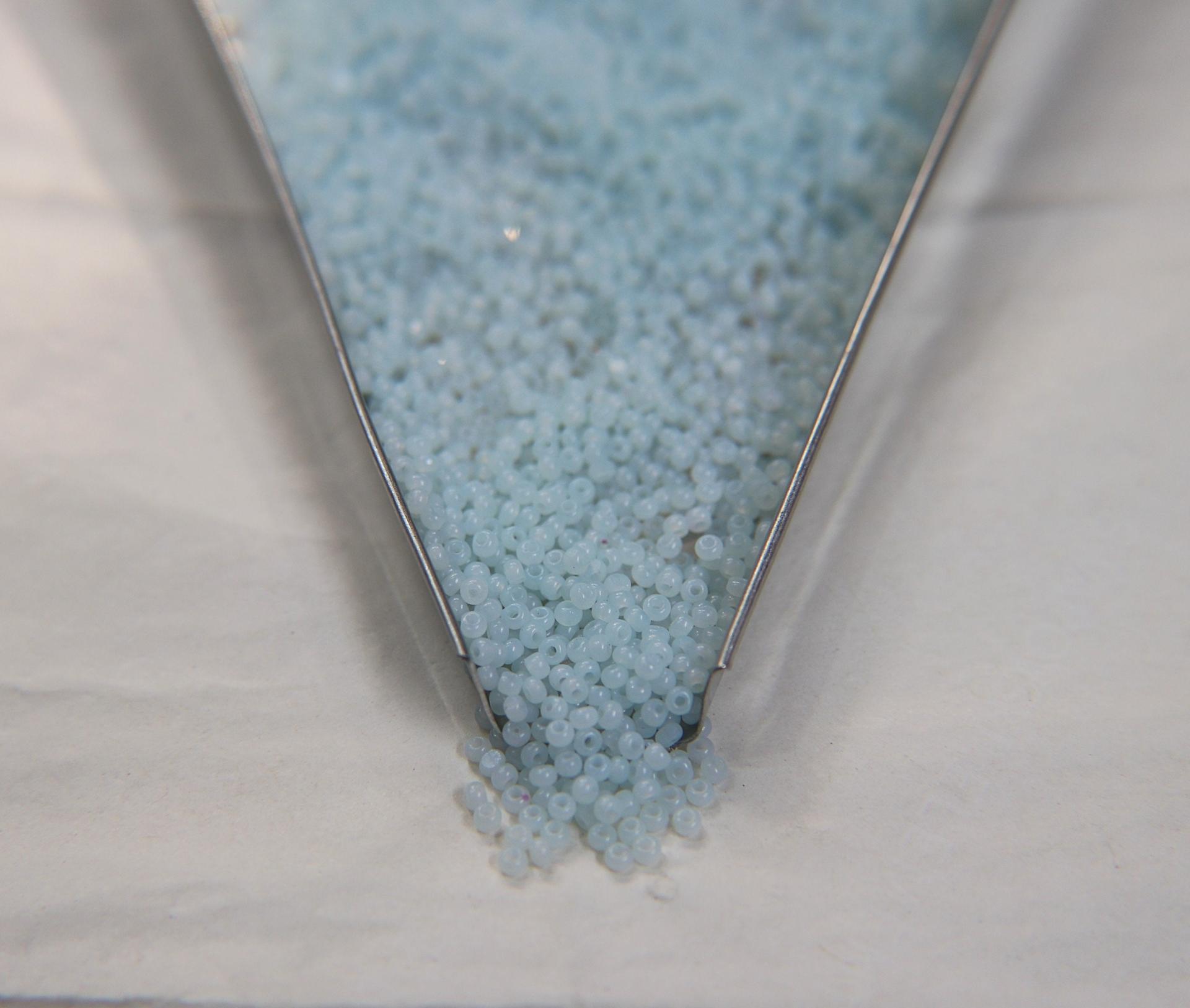 11/0 Charlotte Cut Beads Light Azore Opal 10/20/50/250/500 Grams PREMIUM SEED BEADS