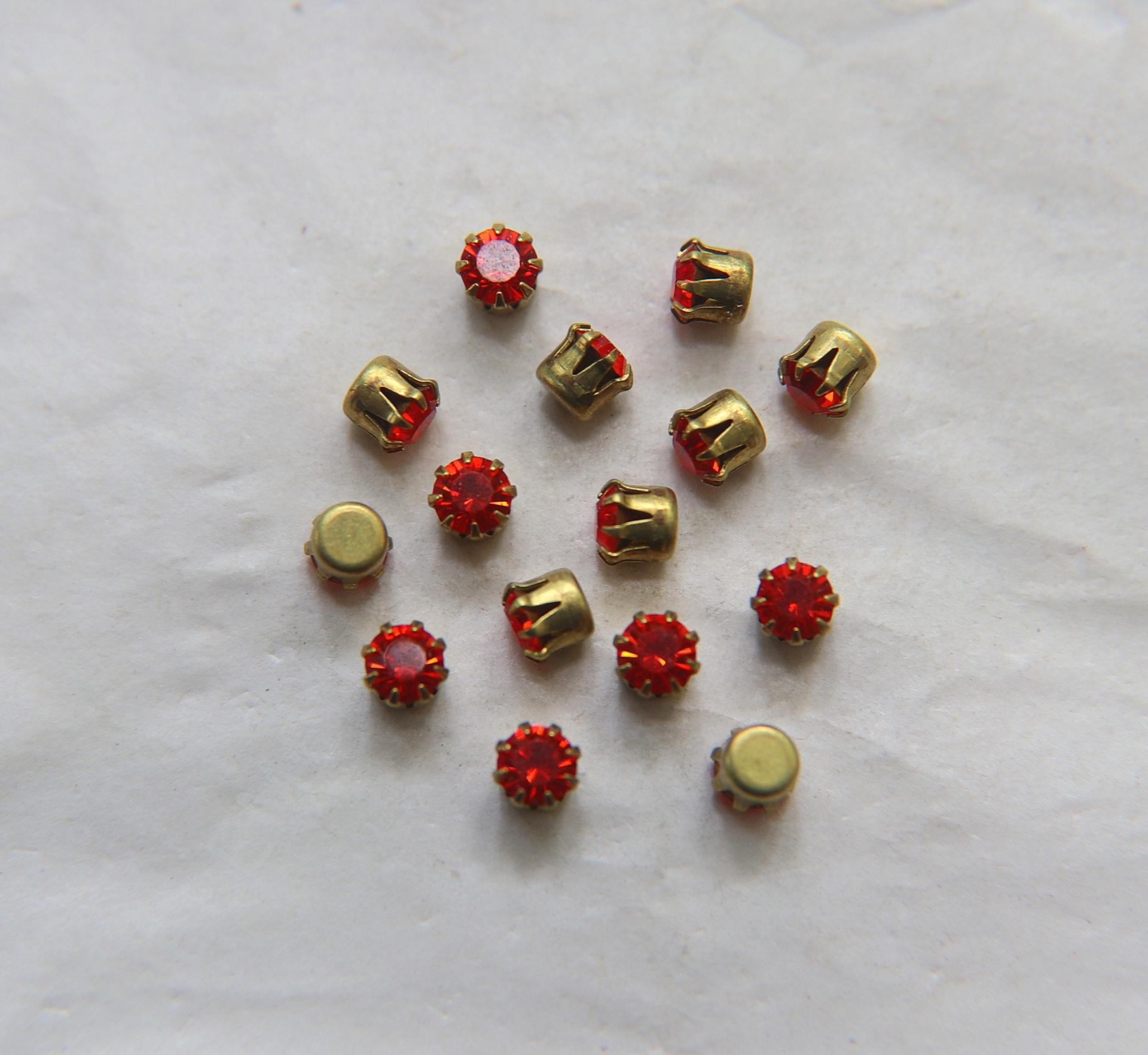 Swarovski 20ss Vintage Crown Prong Settings in Sapphire / Montana 36/72/144/432 Pieces jewelry supplies, strass embellishments, vintage rare