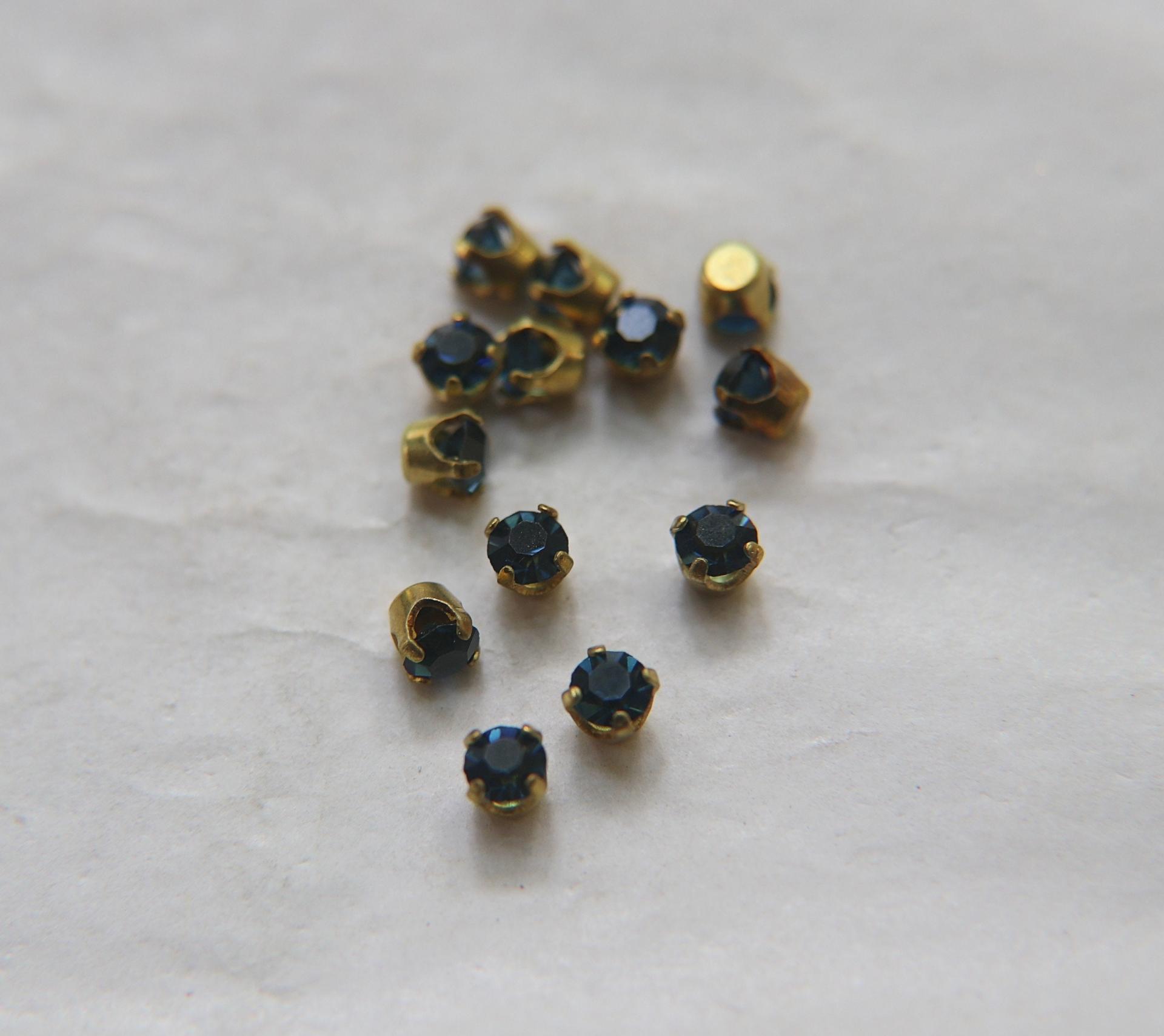 Swarovski 32 PP Vintage Prong Settings in (4 Colours) 36/72/144/432 Pieces jewelry supplies, strass embellishments, vintage rare