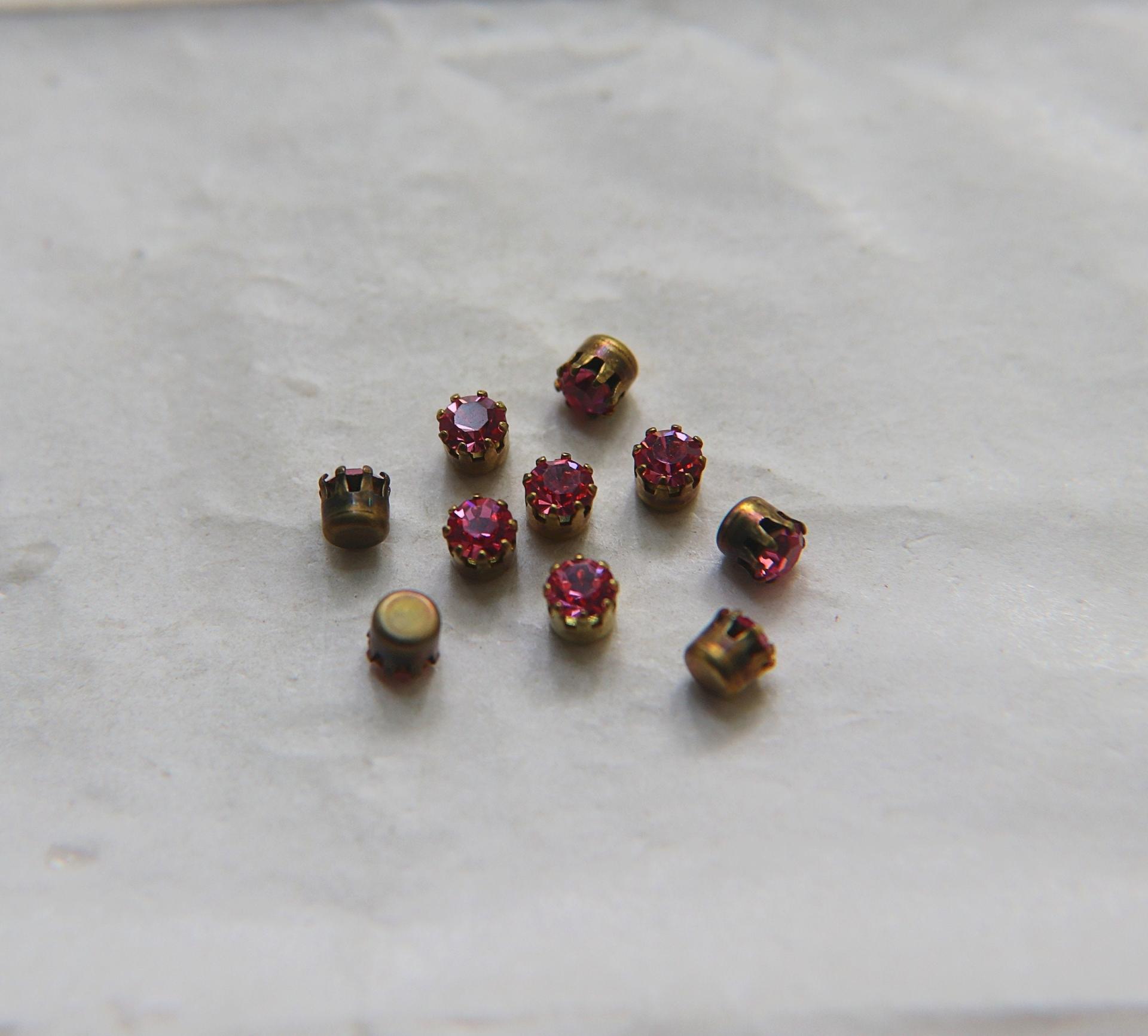 Swarovski 32 PP Vintage Crown Prong Settings in (6 Colours) 36/72/144/432 Pieces jewelry supplies, strass embellishments, vintage rare