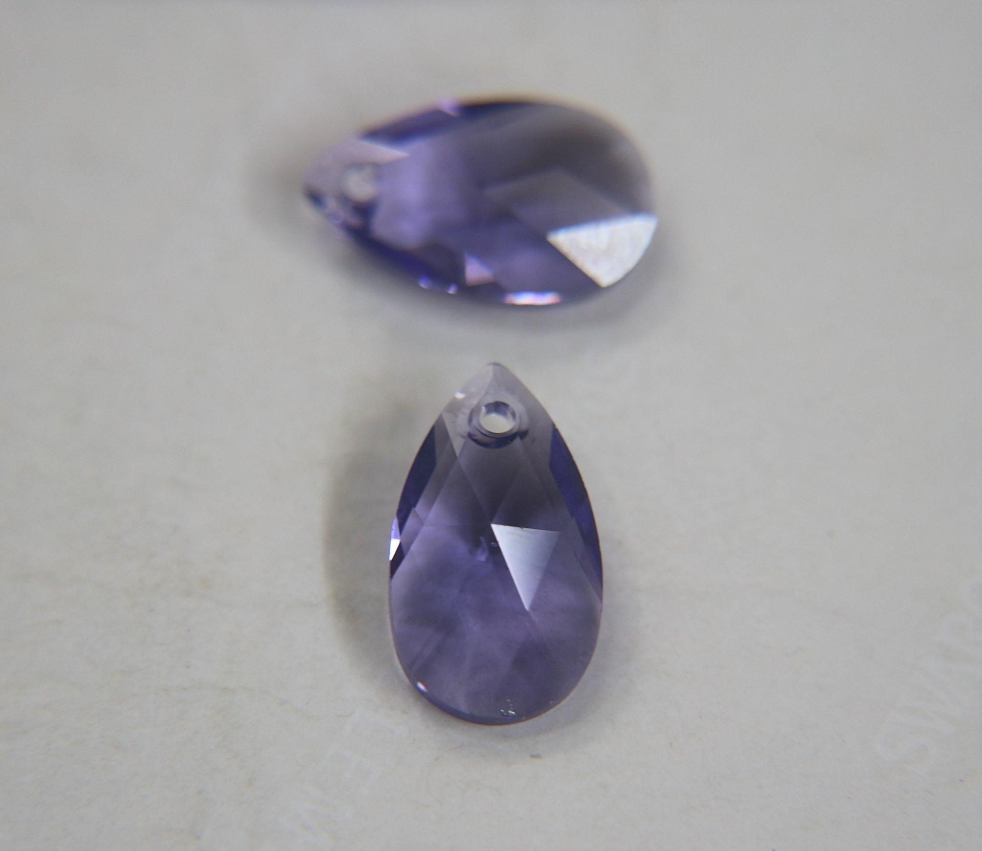 22mm Swarovski Crystal 6106 Pear Beads Pendants Fancy Crystal drop in Tanzanite / Crystal Copper 1/2/6 Pieces vintage findings